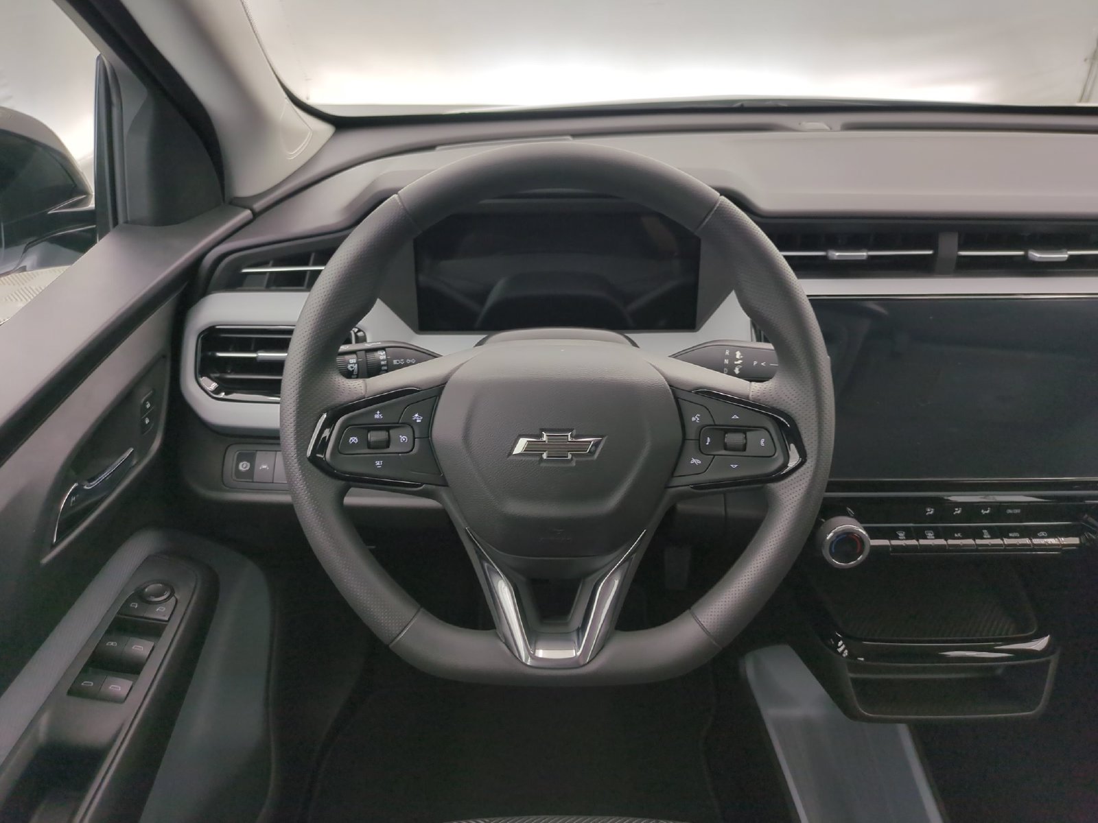 2027 Chevrolet Bolt LT - Photo 21
