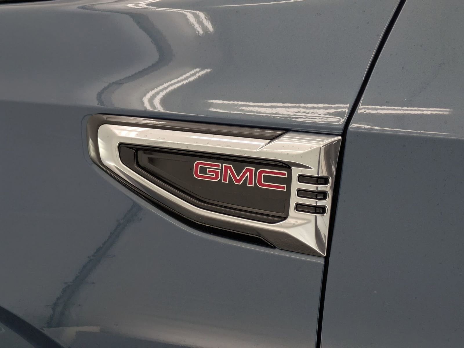 Thumbnail: 2025 GMC Yukon XL - 11