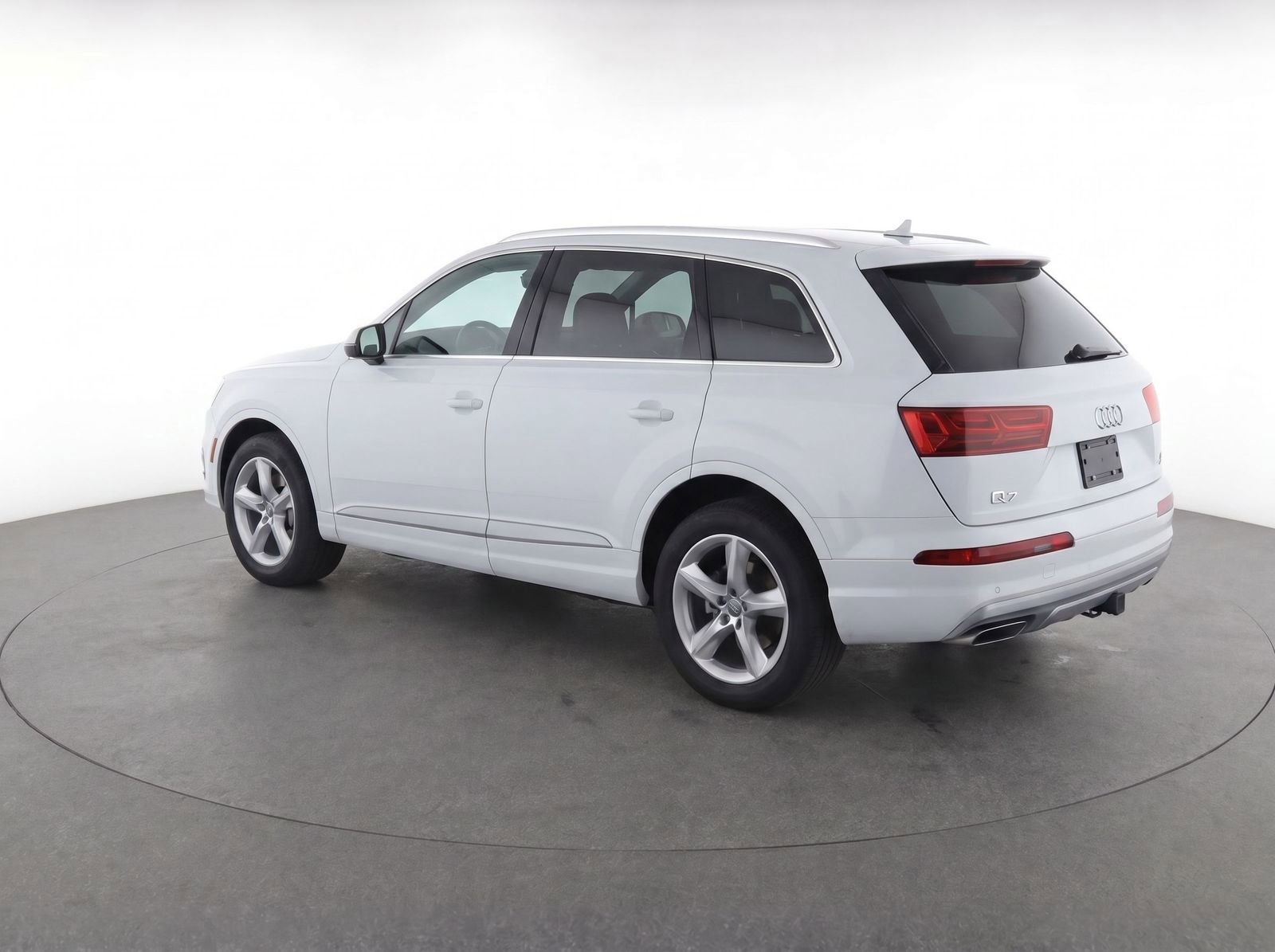 Thumbnail: 2019 Audi Q7 - 4