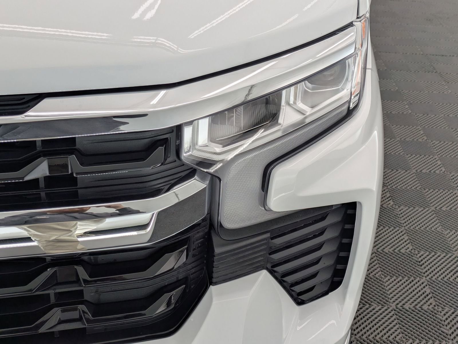 Thumbnail: 2026 Chevrolet Silverado 1500 - 10