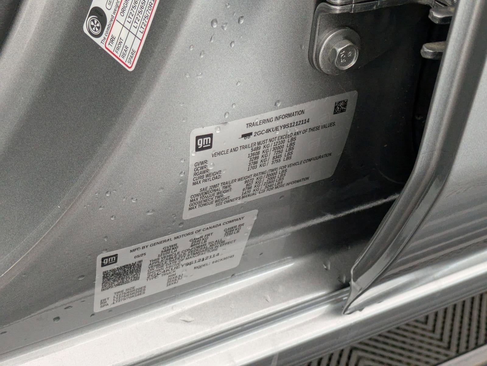 2025 Chevrolet Silverado 3500 HD LTZ - Photo 36