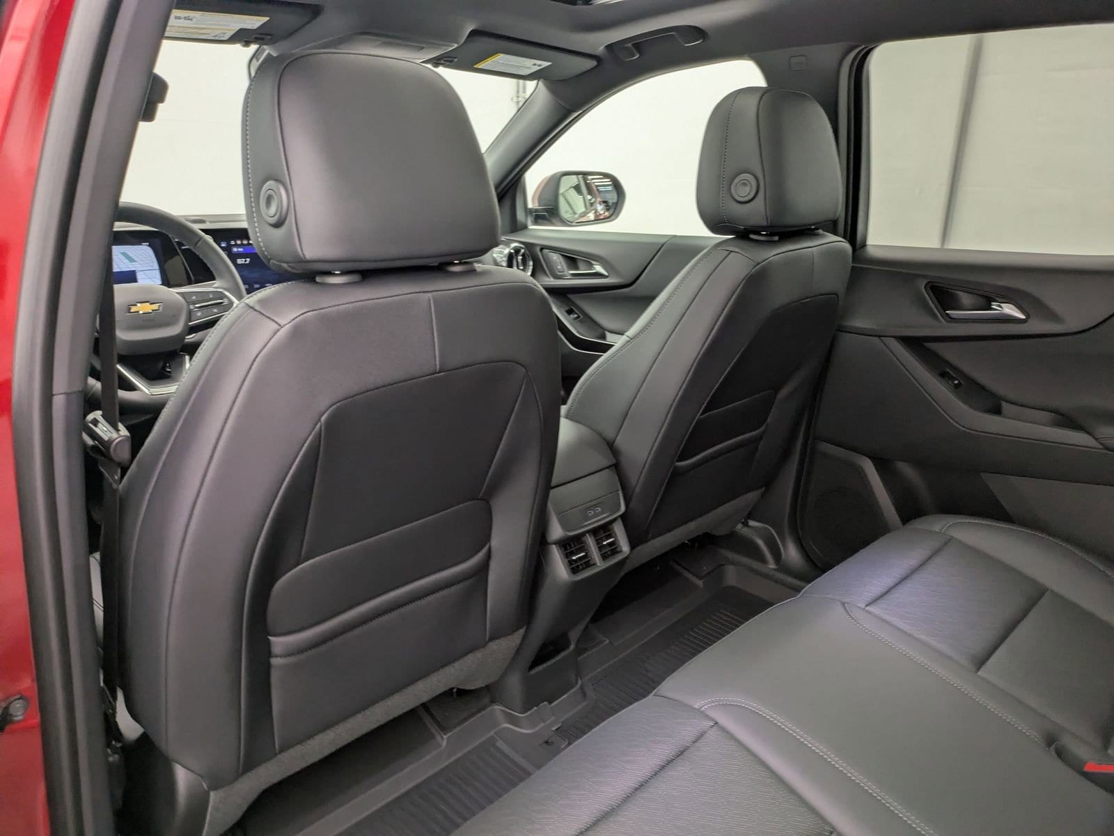 Thumbnail: 2026 Chevrolet Equinox - 18