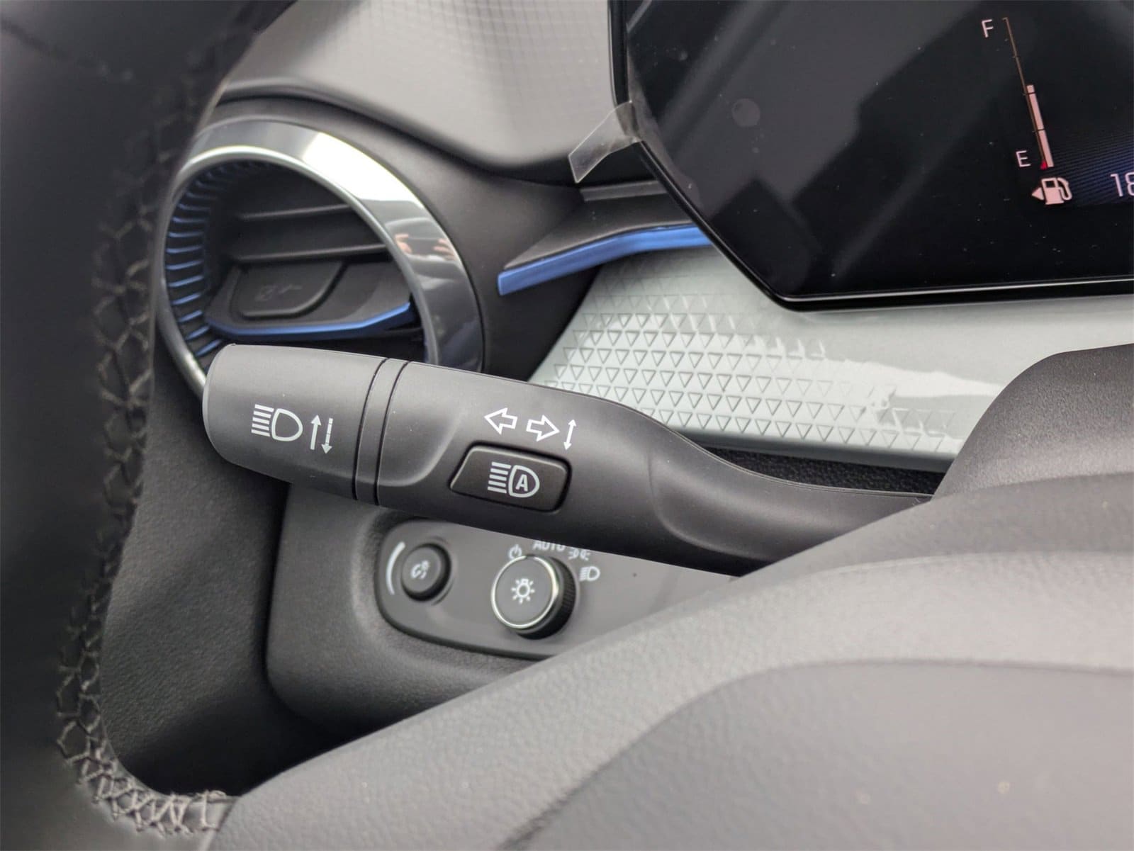 Thumbnail: 2026 Chevrolet Trax - 27