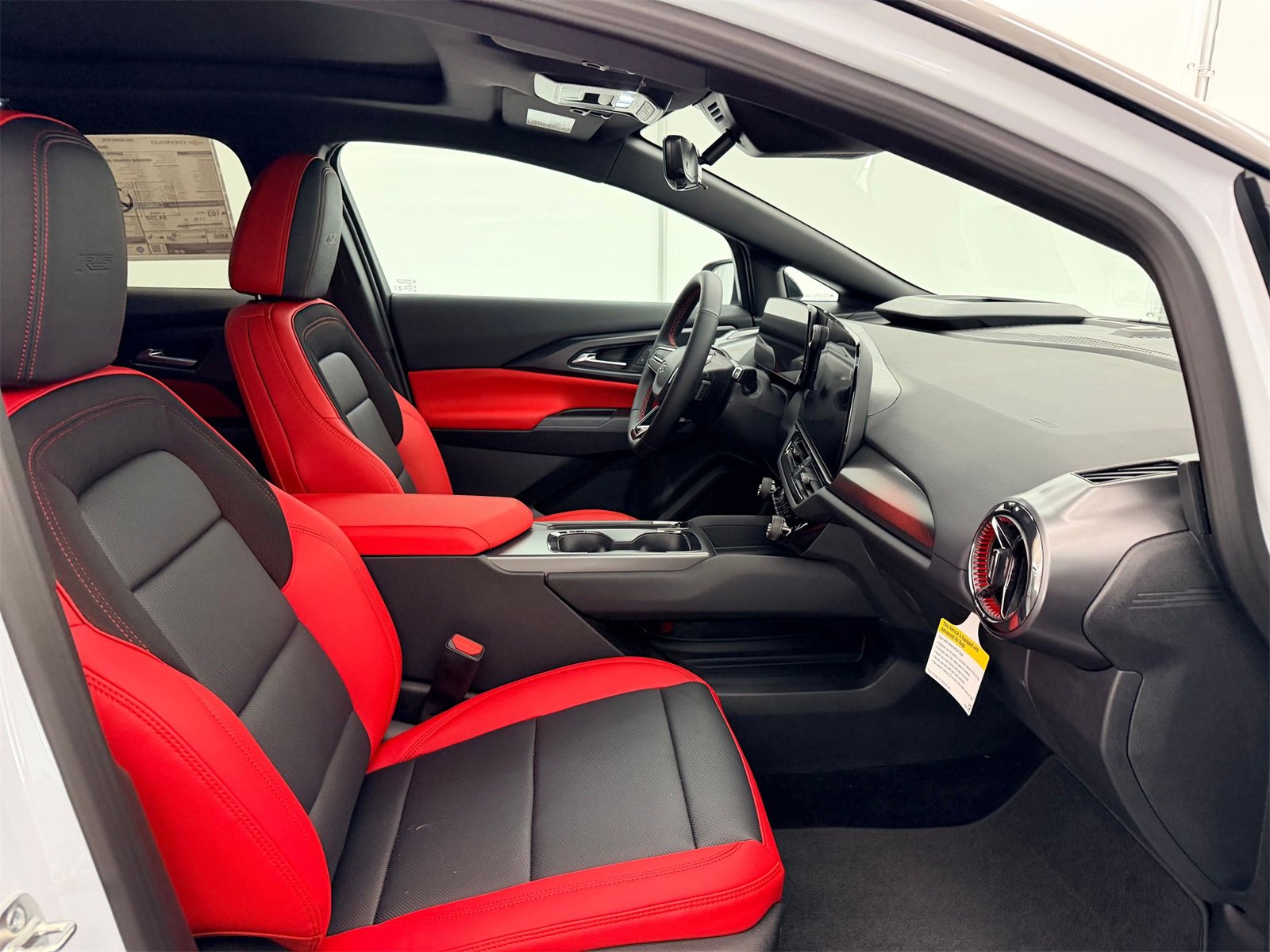 Thumbnail: 2026 Chevrolet Equinox - 23