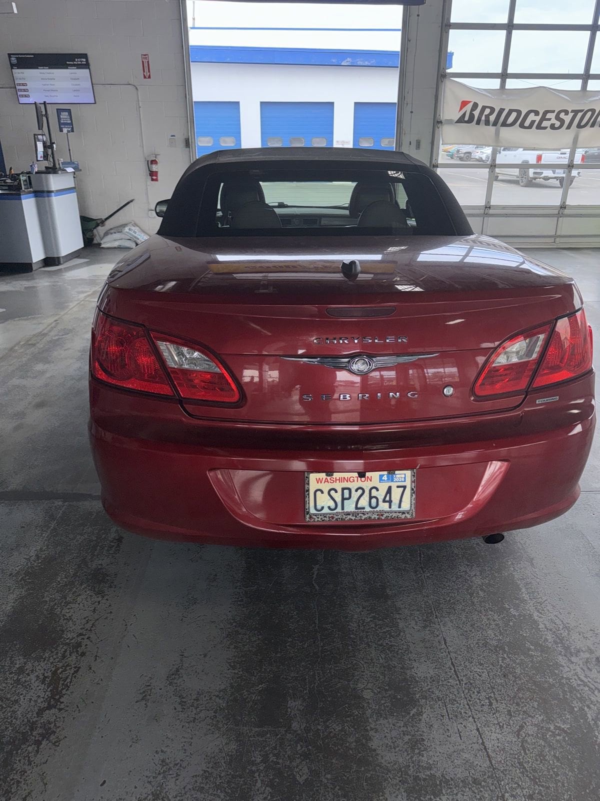 Thumbnail: 2010 Chrysler Sebring - 6