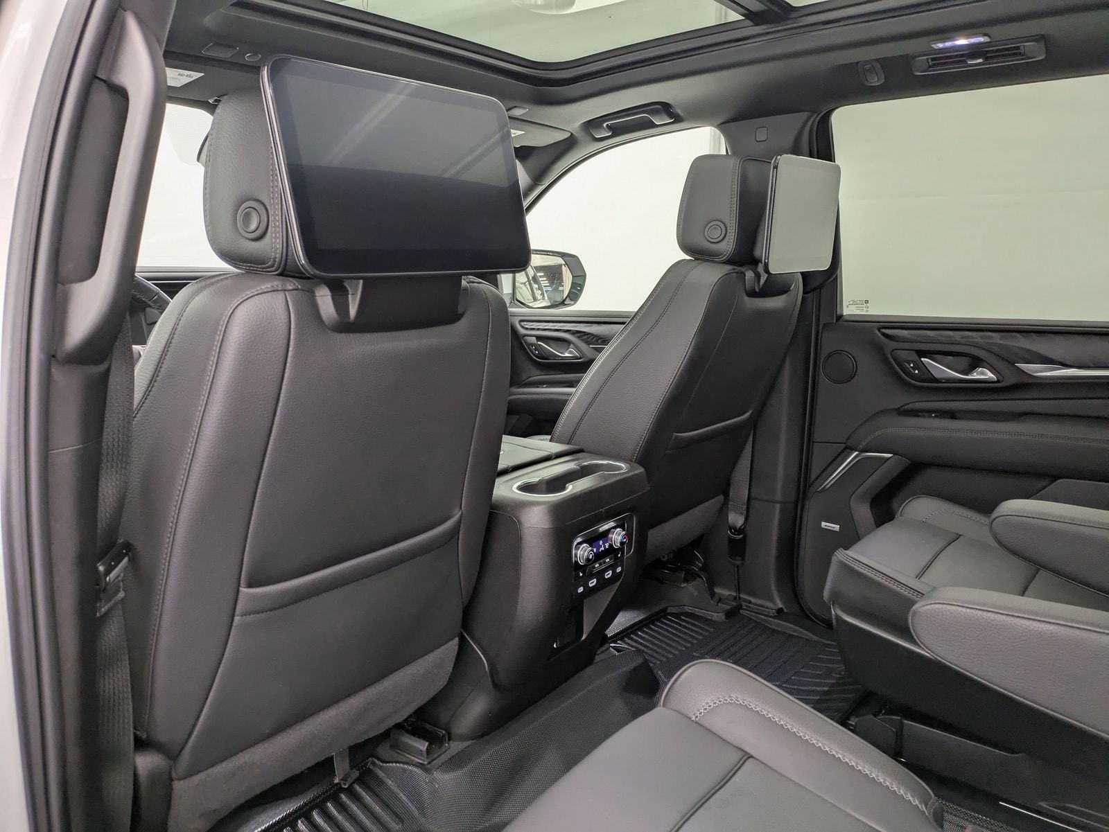 Thumbnail: 2024 GMC Yukon - 20