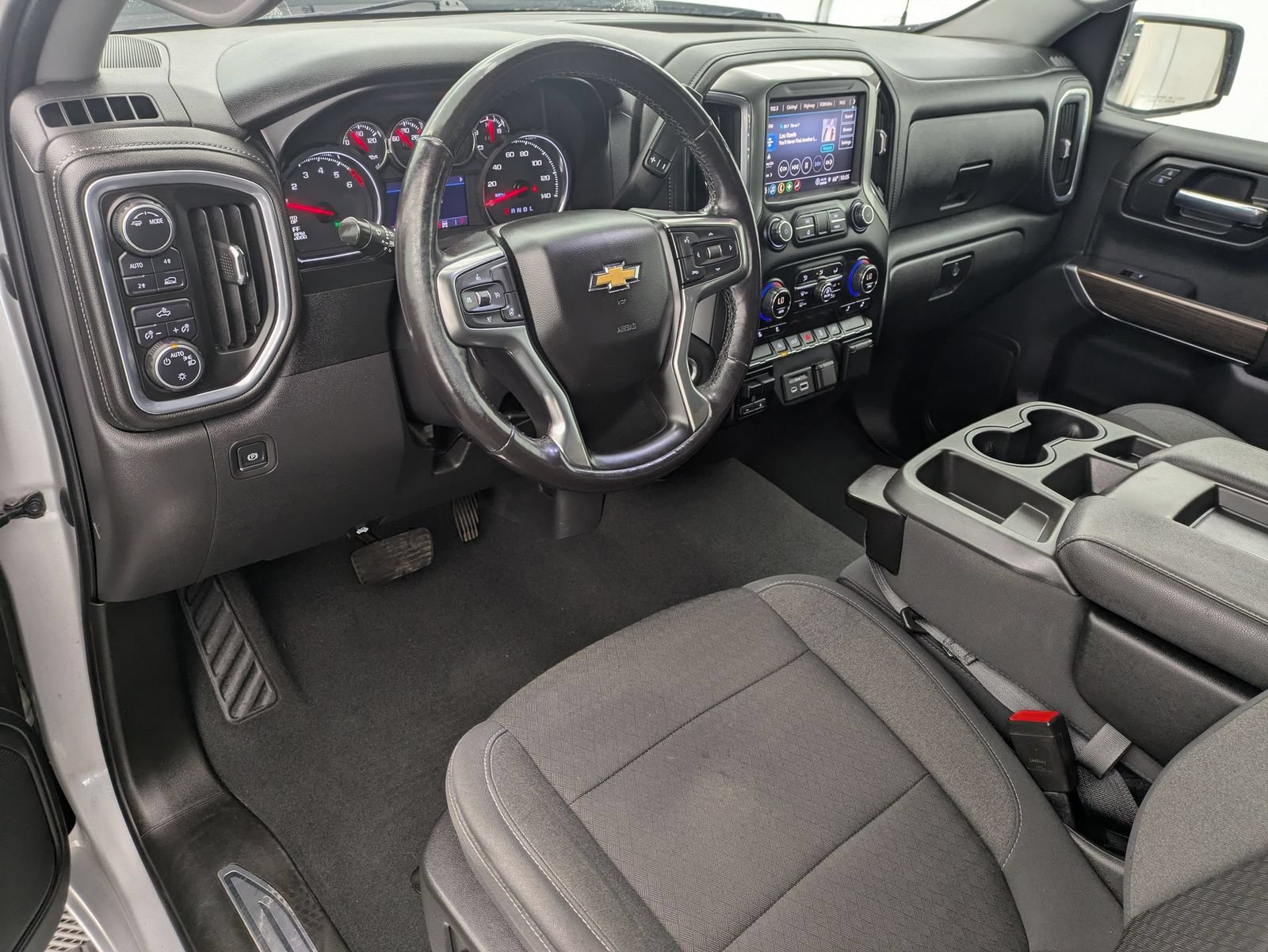 Thumbnail: 2021 Chevrolet Silverado 1500 - 2