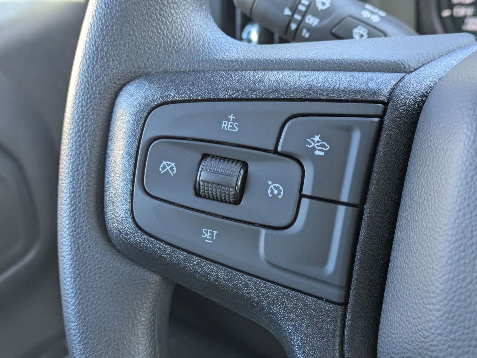 Thumbnail: 2026 Chevrolet Silverado 1500 - 26