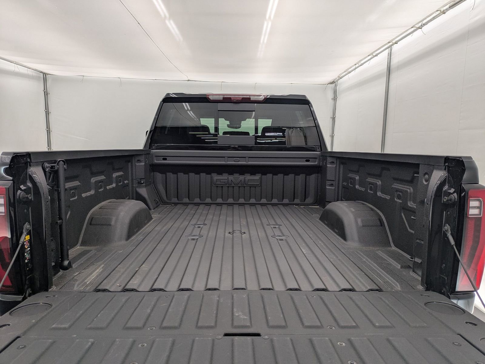 Thumbnail: 2025 GMC Sierra 3500 - 33