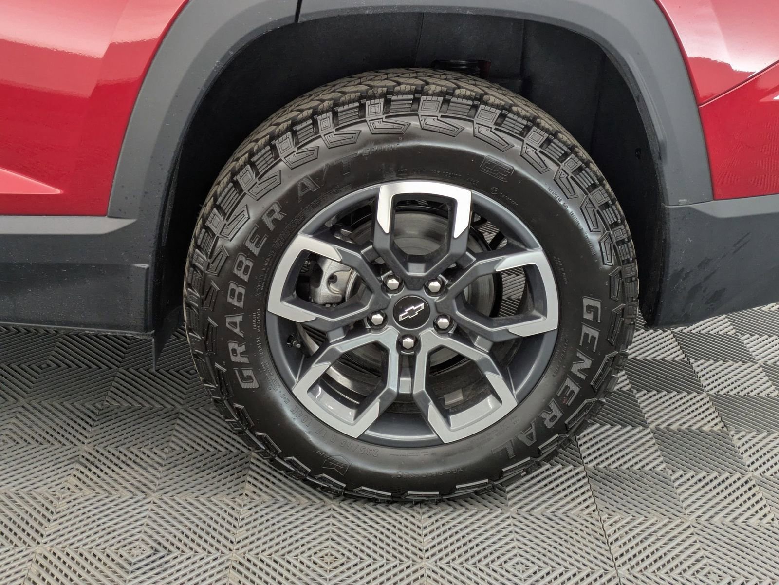 Thumbnail: 2026 Chevrolet Equinox - 14