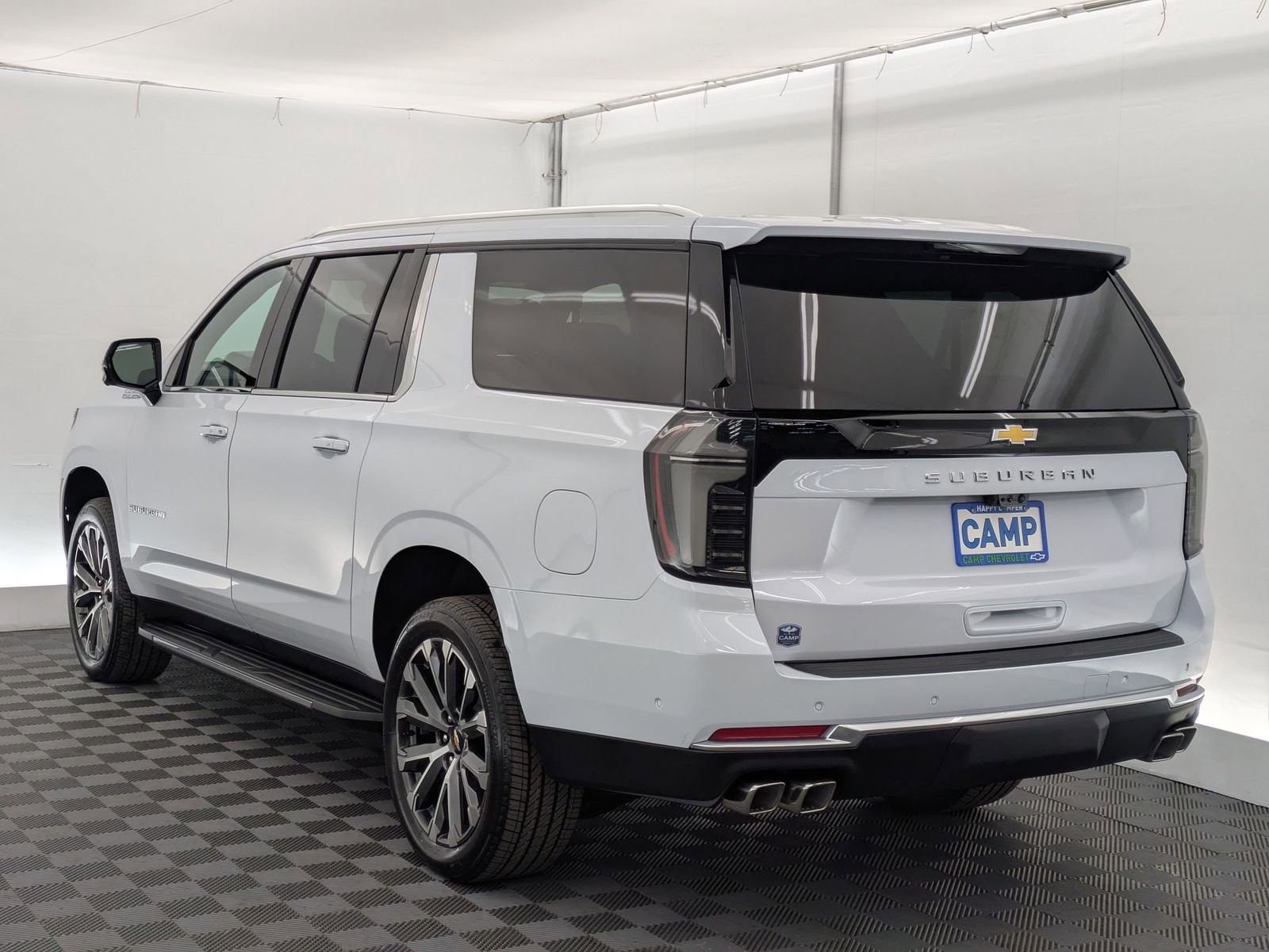 Thumbnail: 2026 Chevrolet Suburban - 4