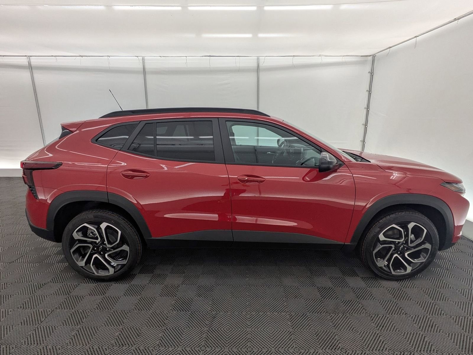 Thumbnail: 2026 Chevrolet Trax - 7