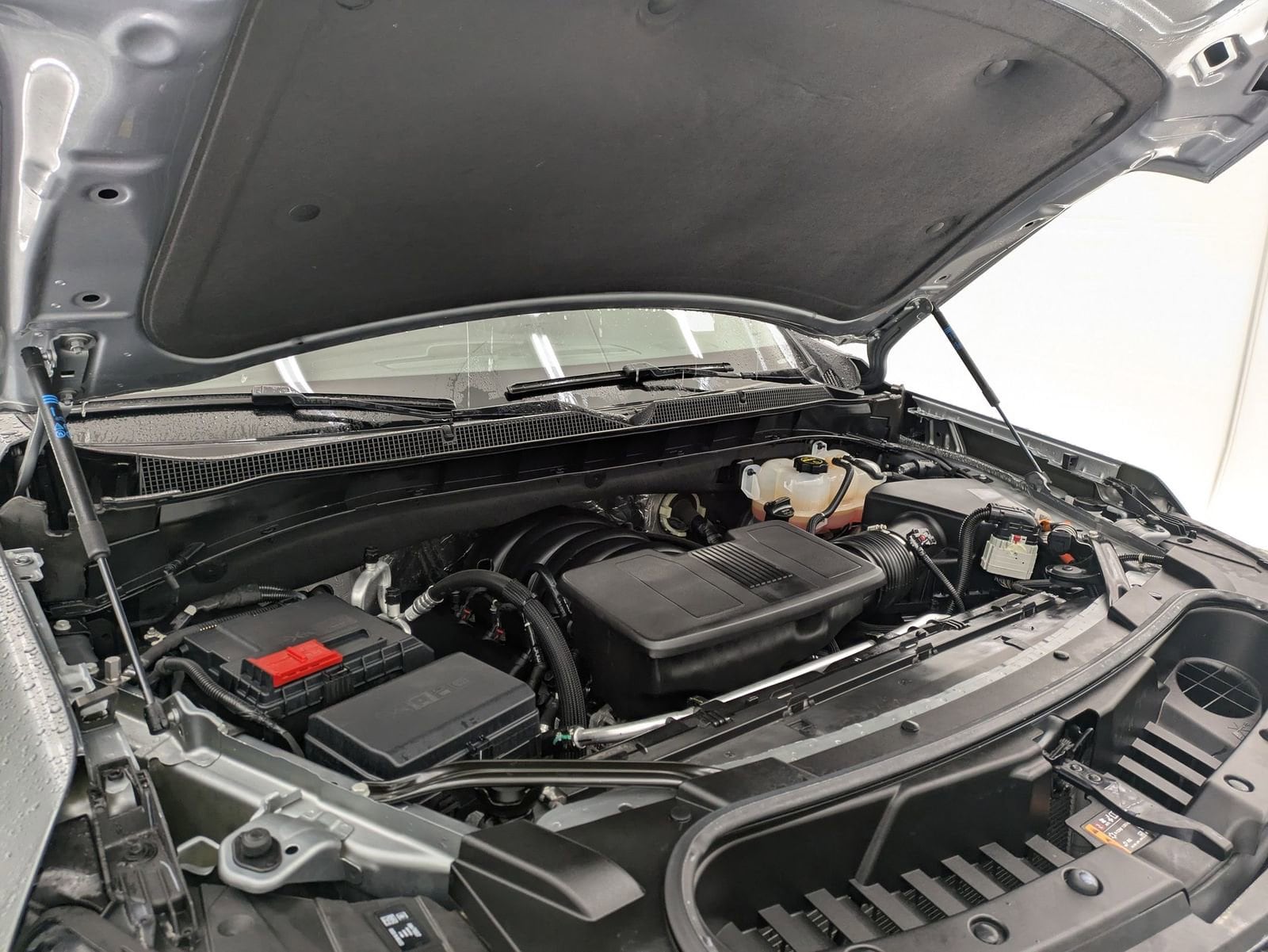 Thumbnail: 2024 Chevrolet Tahoe - 16