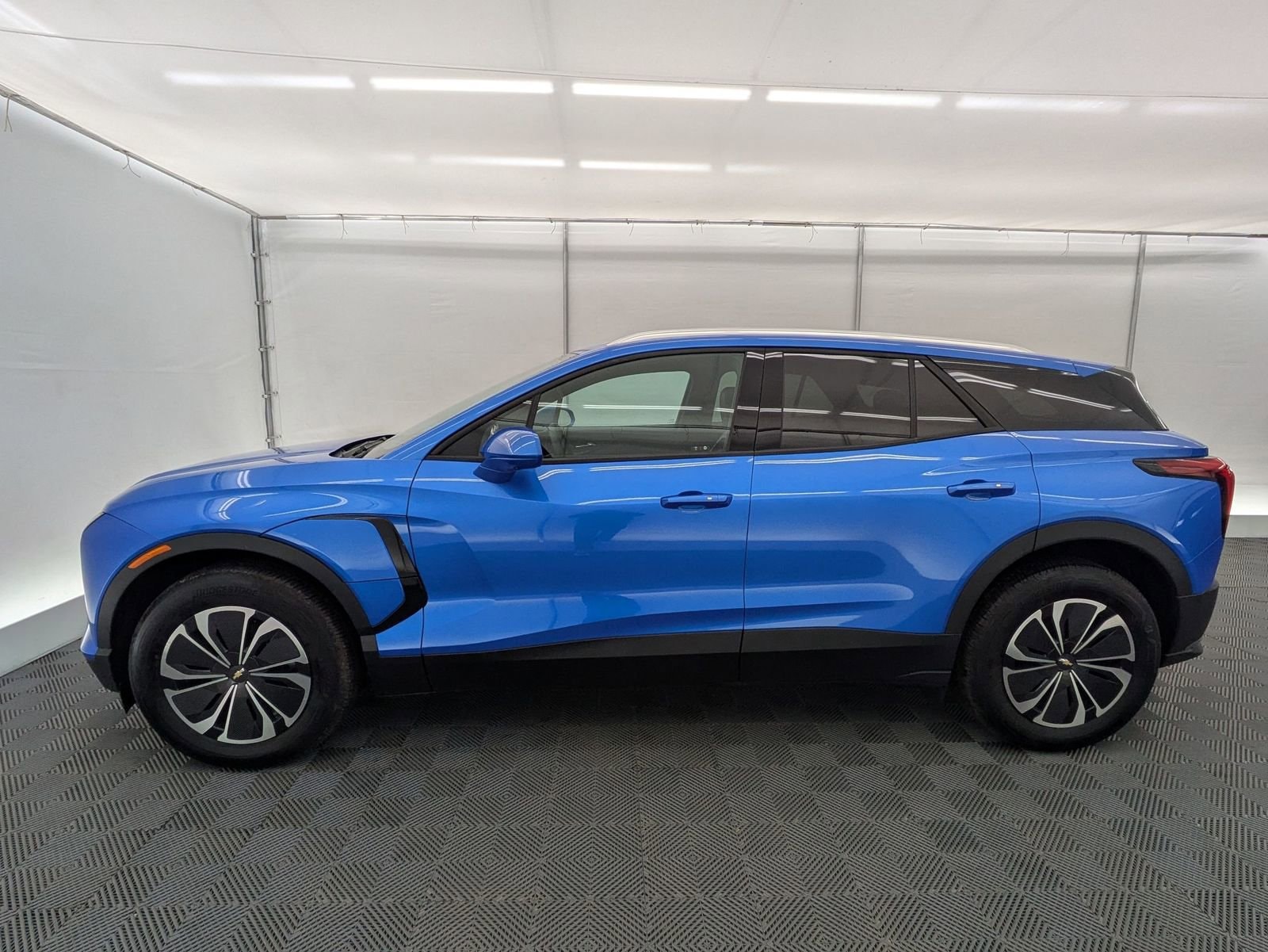Thumbnail: 2024 Chevrolet Blazer EV - 3
