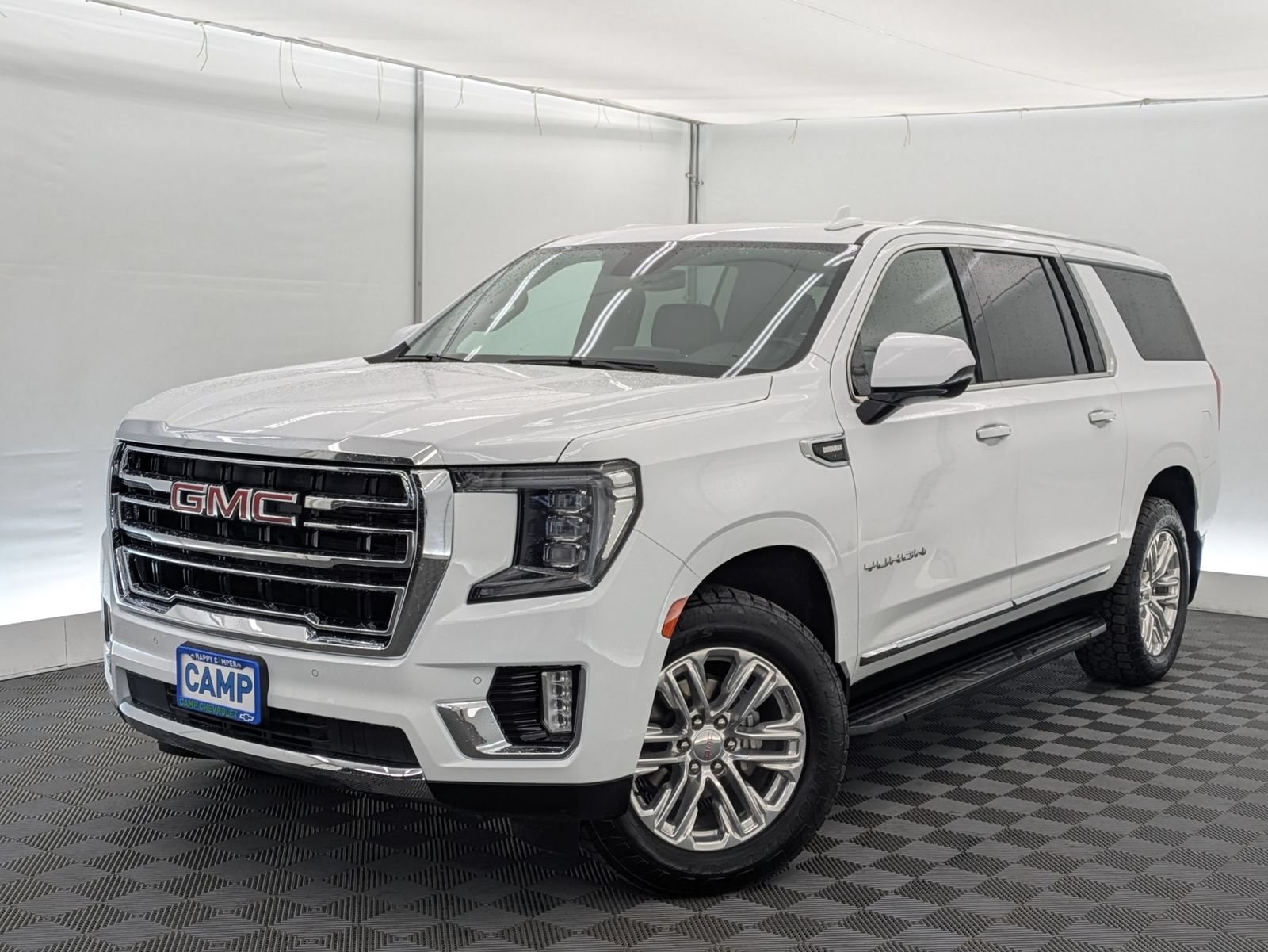 2024 GMC Yukon SLT 4X4's photo