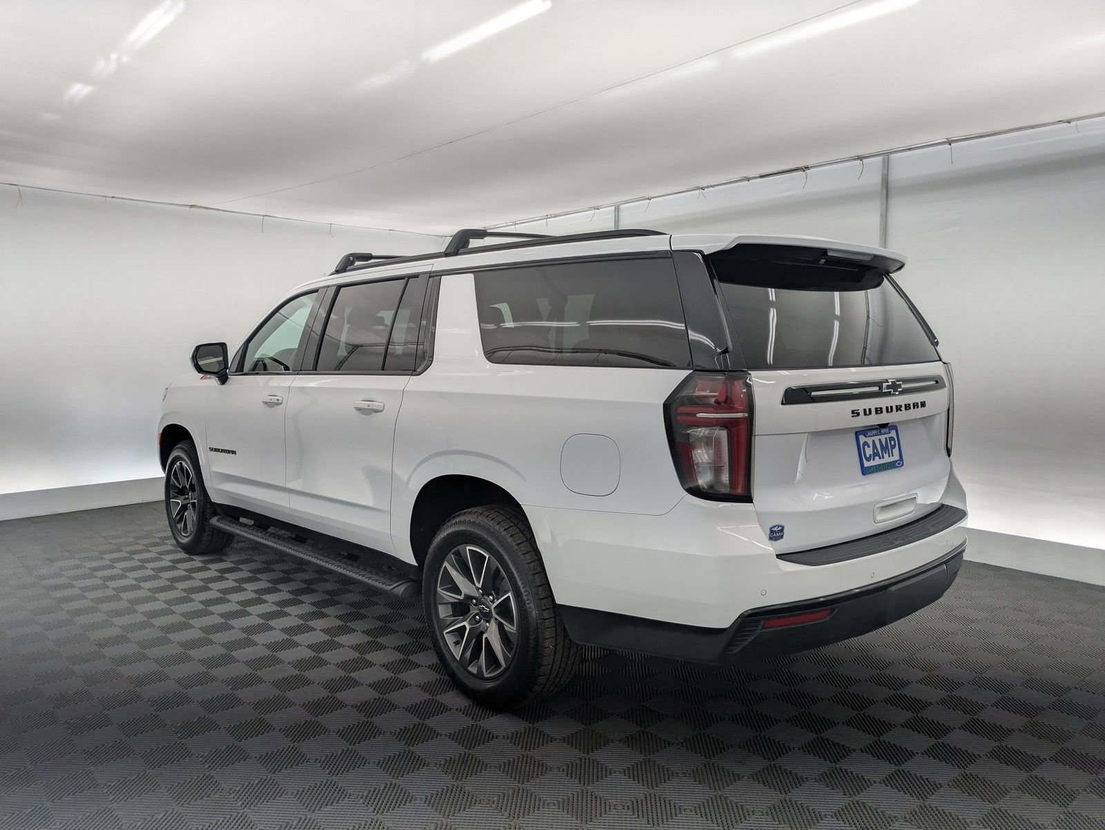 Thumbnail: 2024 Chevrolet Suburban - 3