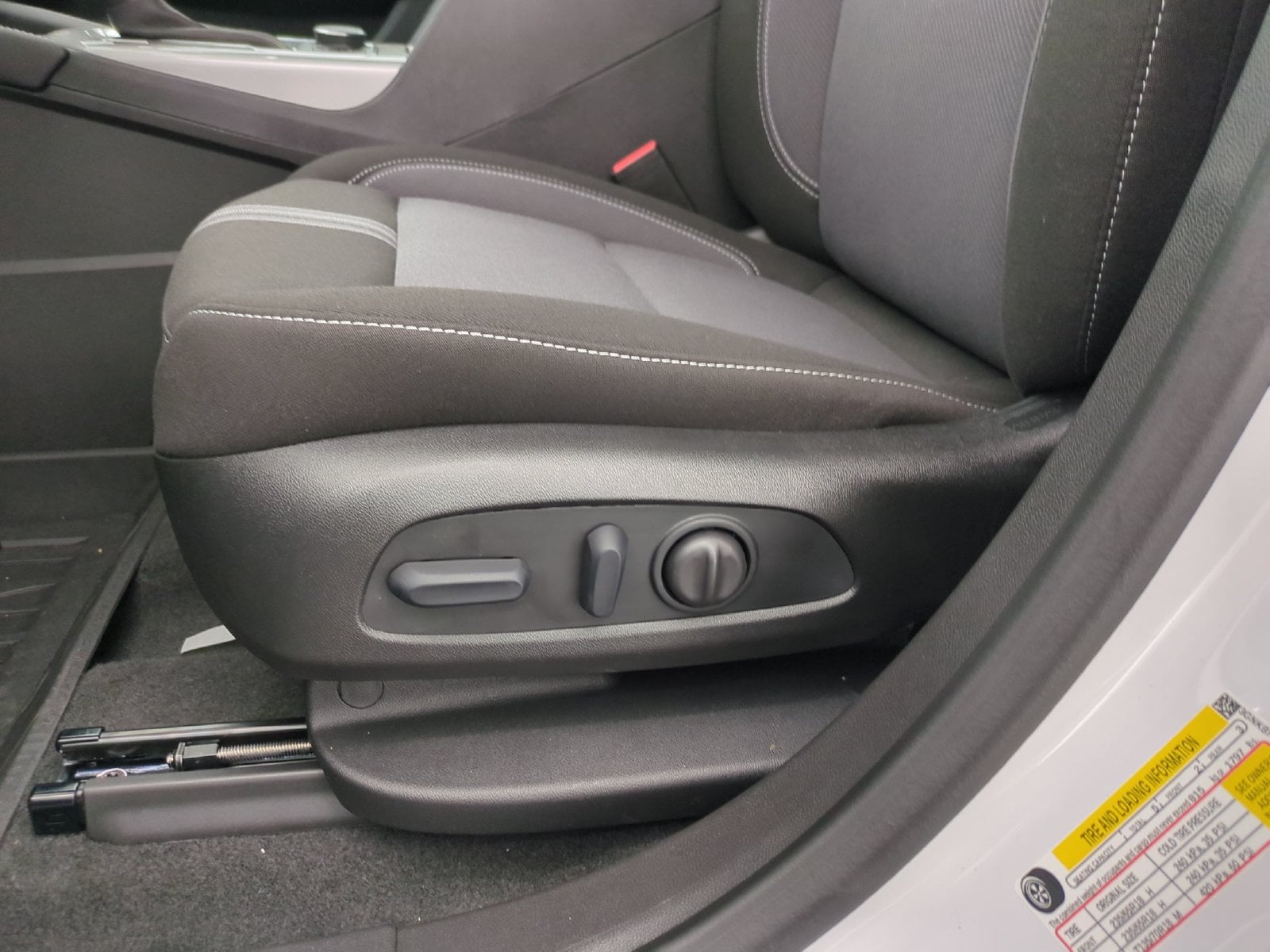 2026 Chevrolet Blazer 2LT - Photo 15