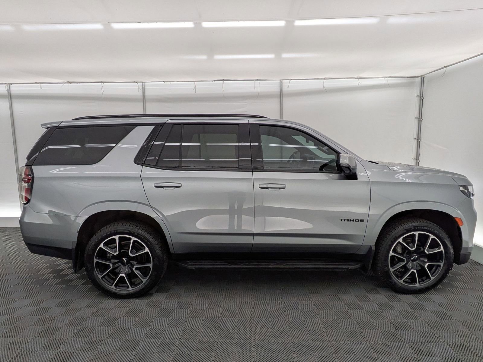 Thumbnail: 2024 Chevrolet Tahoe - 7