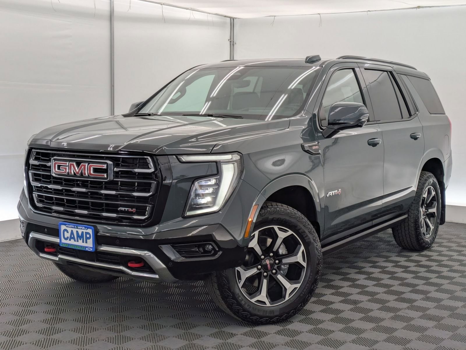 2025 GMC Yukon AT4 4X4's photo
