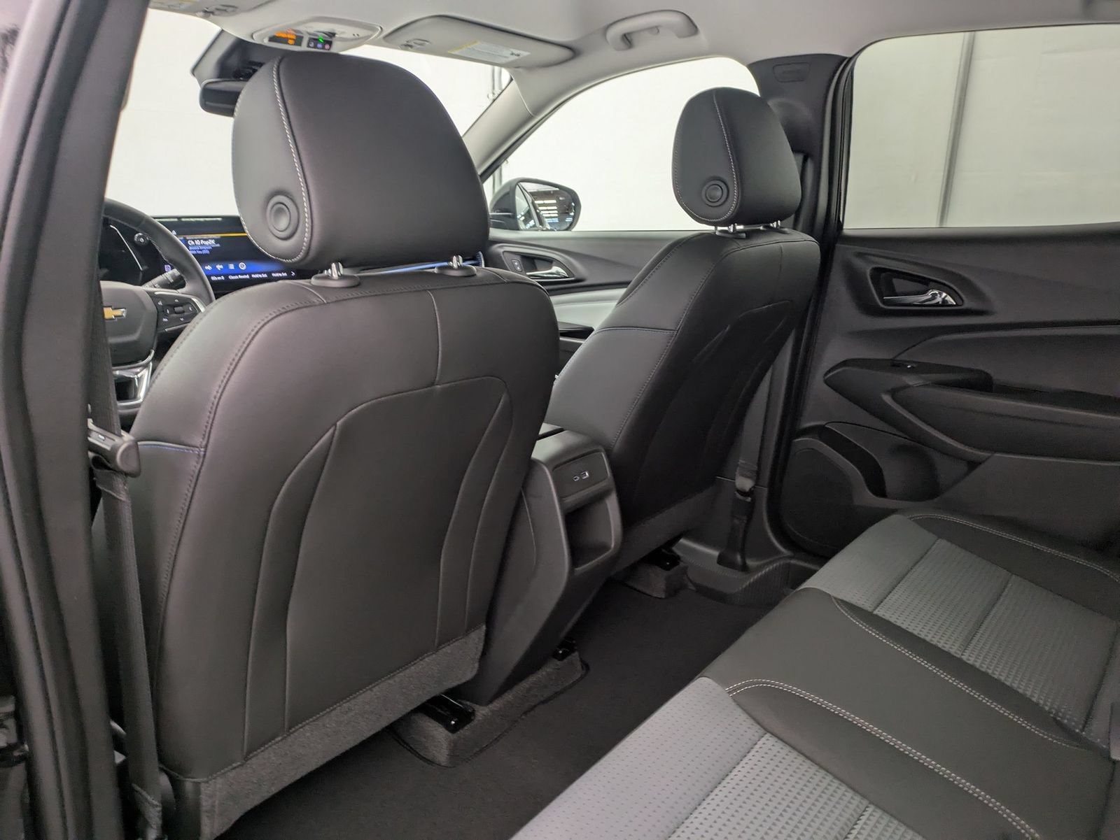 2026 Chevrolet Trax LT - Photo 19