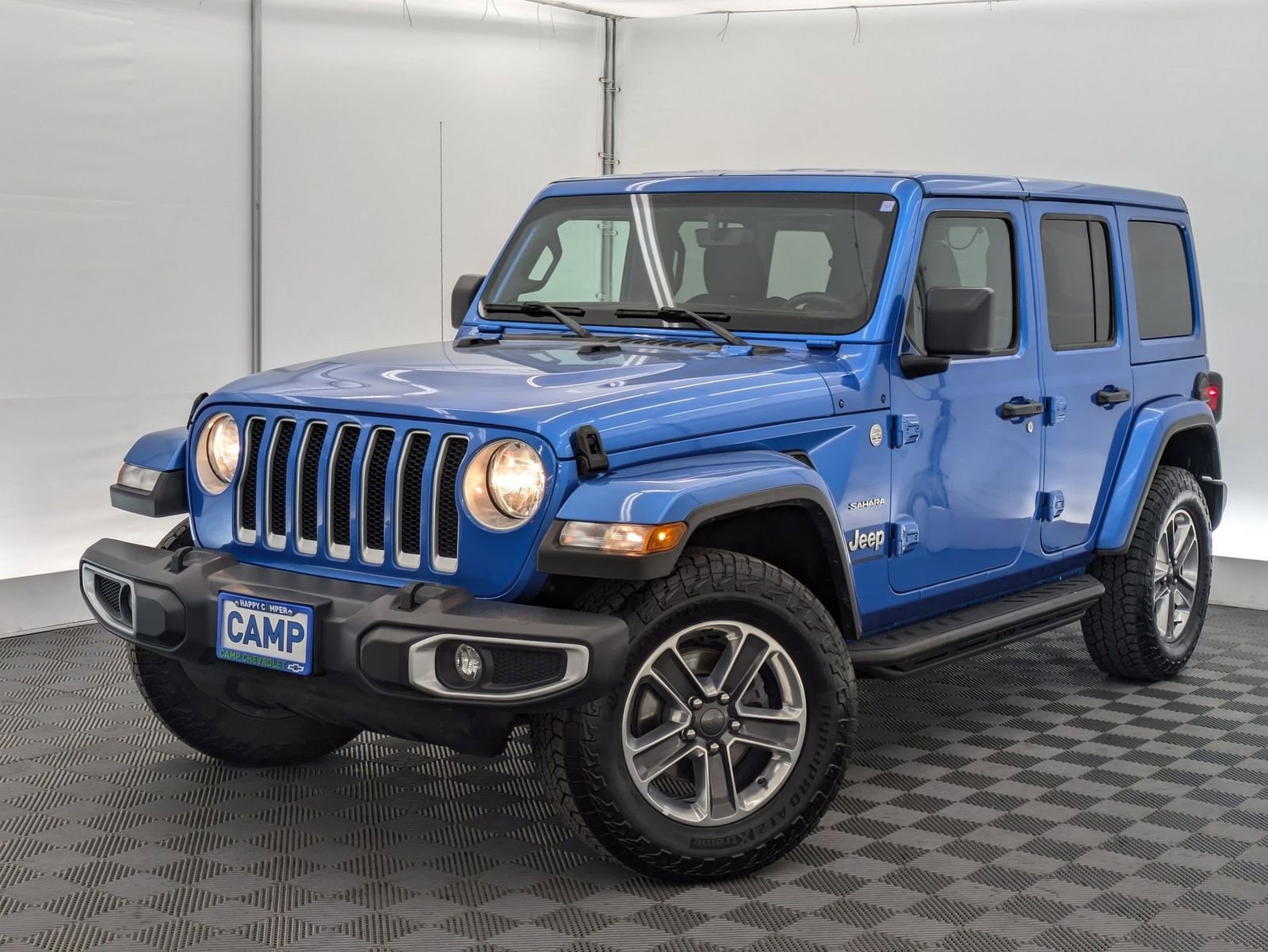 2023 Jeep Wrangler Sahara's photo