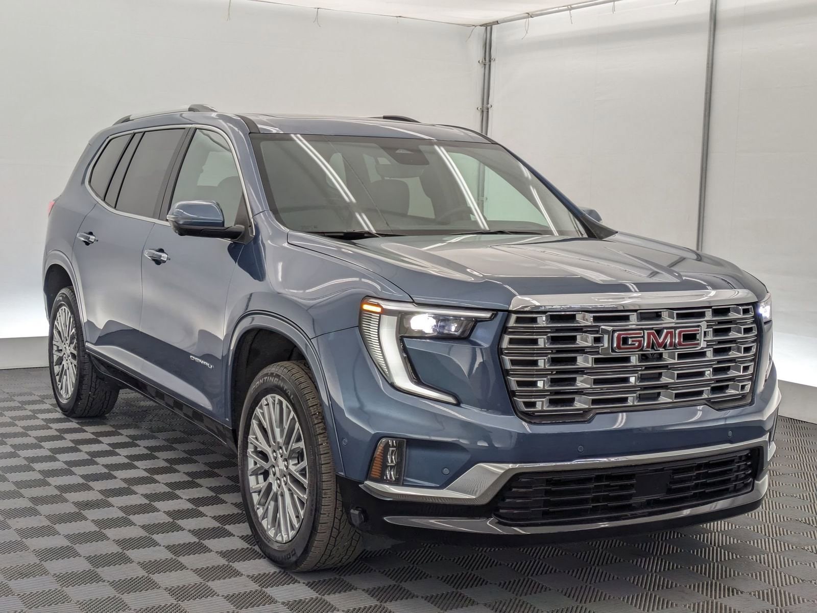 Thumbnail: 2025 GMC Acadia - 6