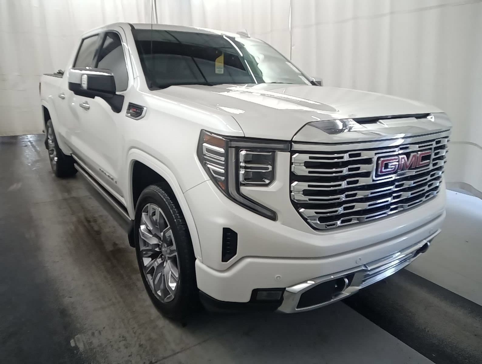 Thumbnail: 2024 GMC Sierra 1500 - 1