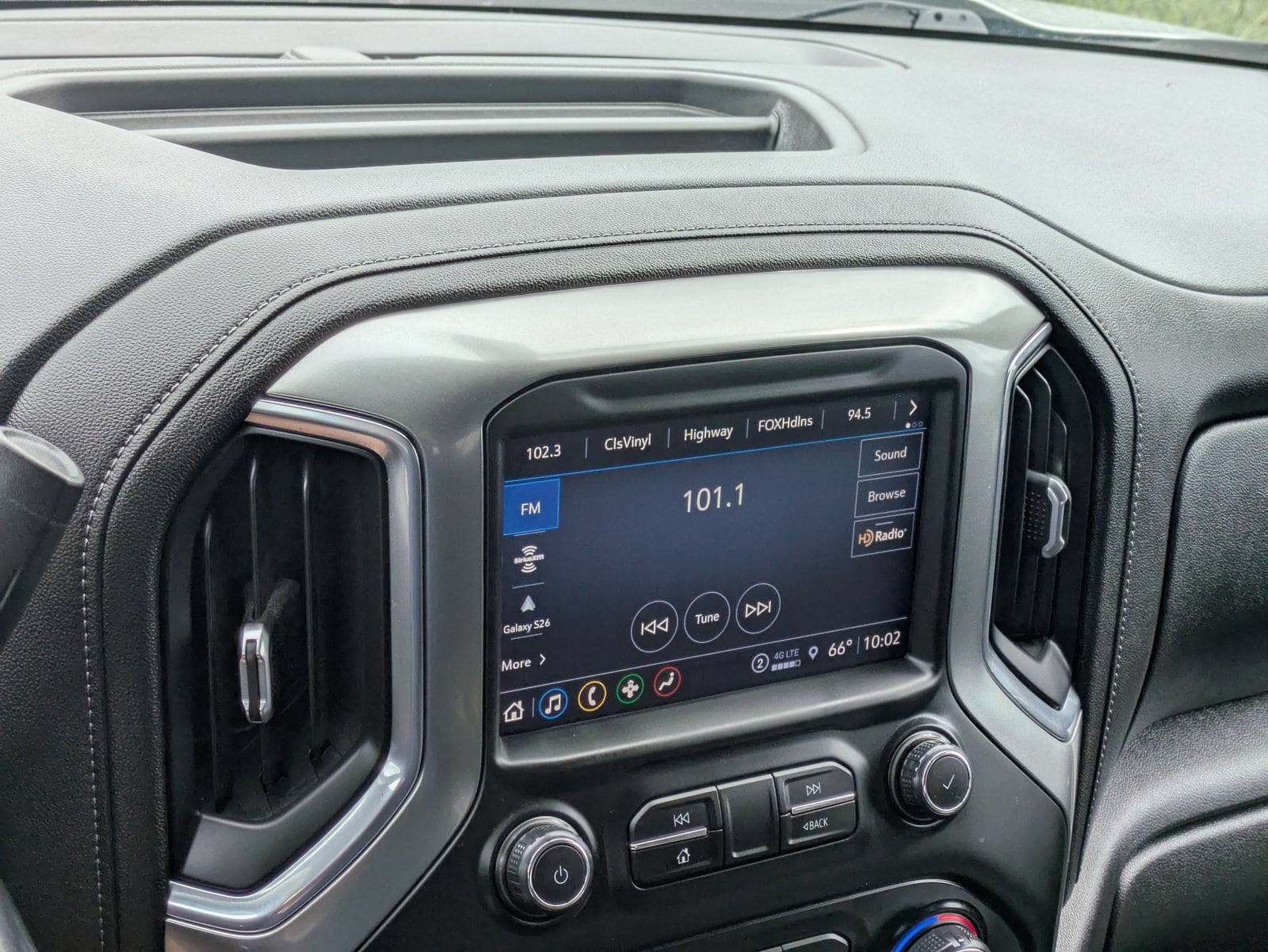 Thumbnail: 2021 Chevrolet Silverado 1500 - 30