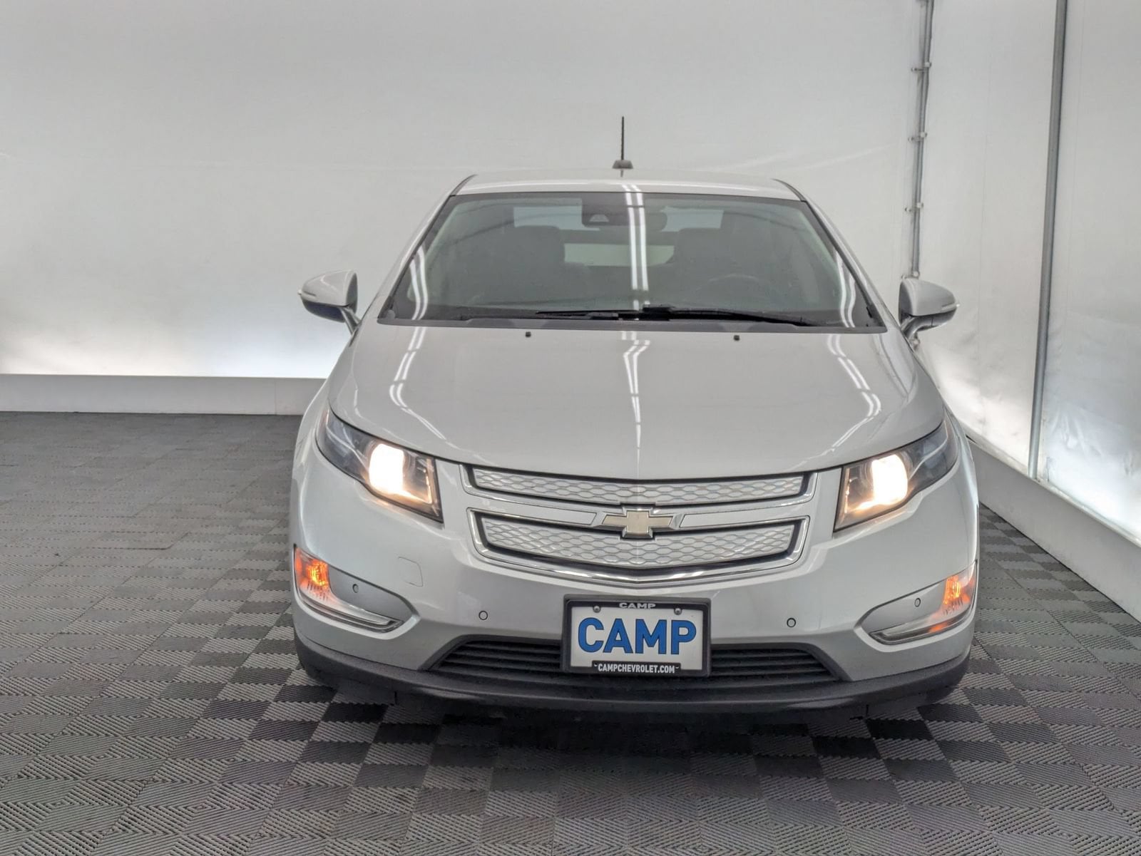 Thumbnail: 2015 Chevrolet Volt - 9