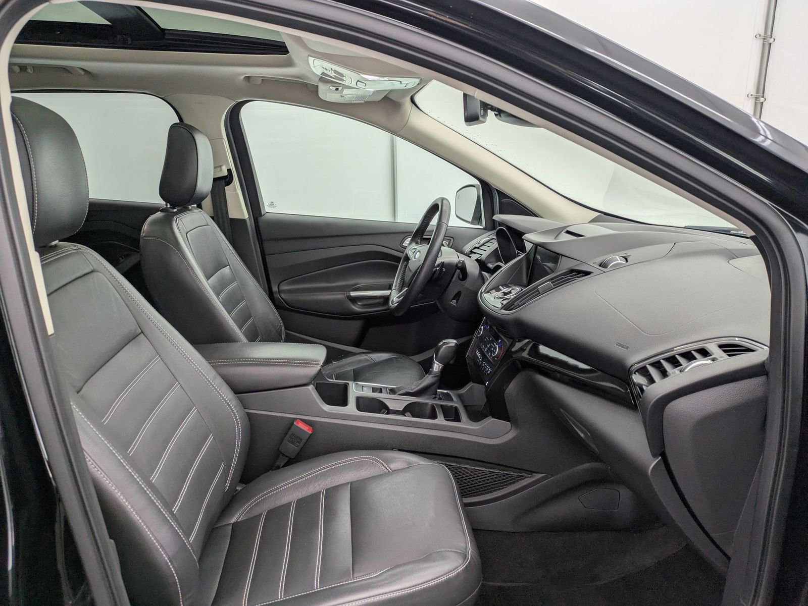 Thumbnail: 2018 Ford Escape - 23