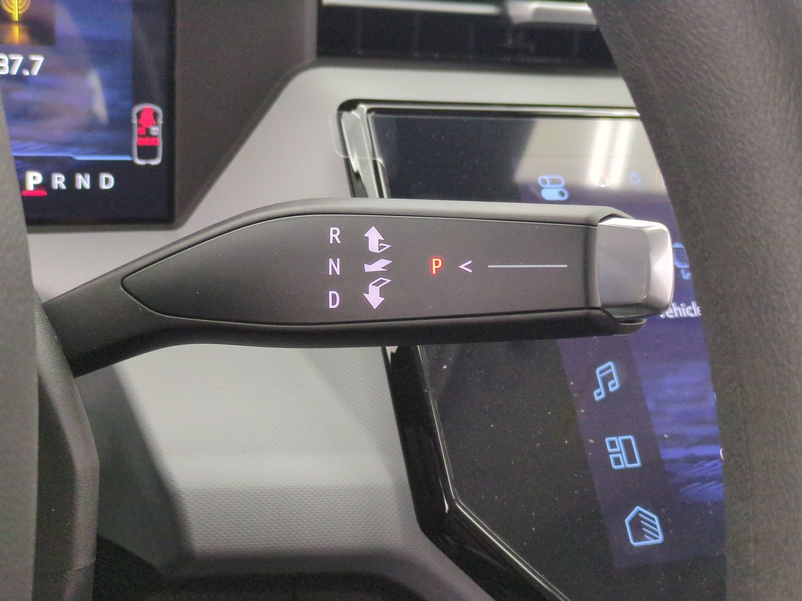 2027 Chevrolet Bolt LT - Photo 30