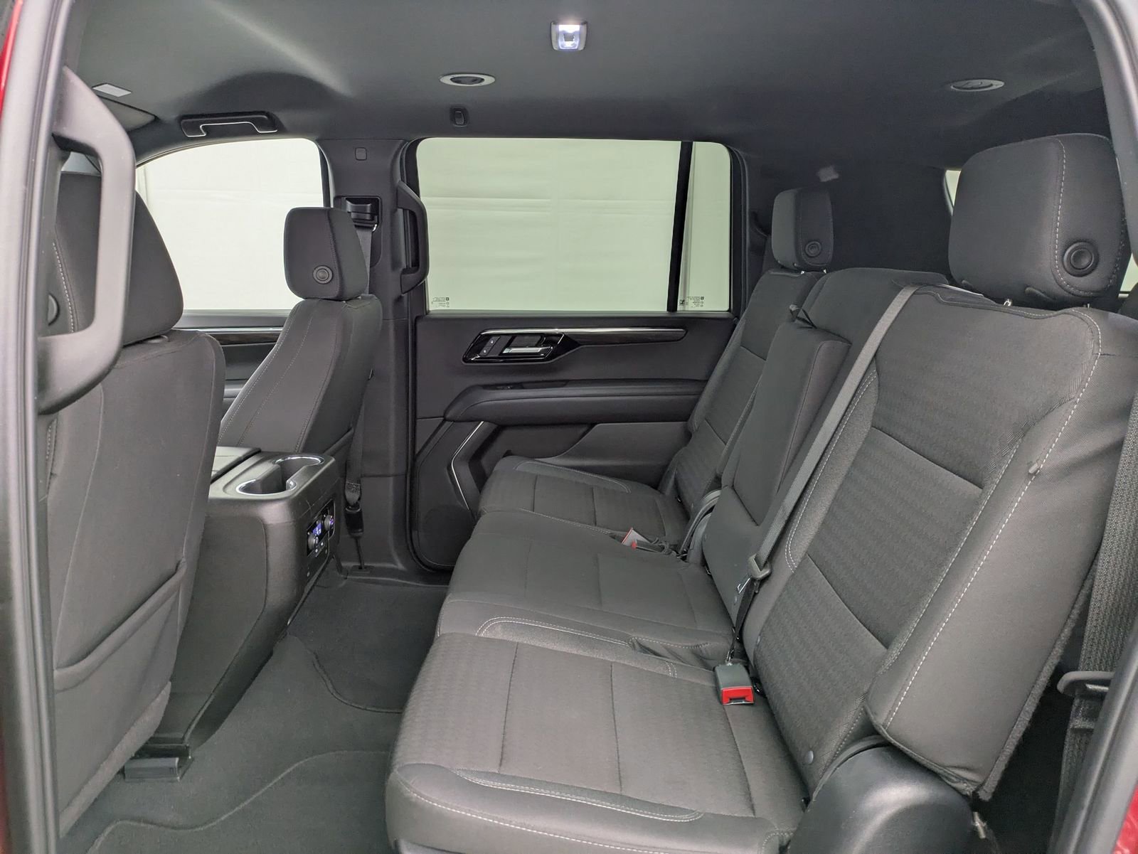 Thumbnail: 2025 Chevrolet Suburban - 18