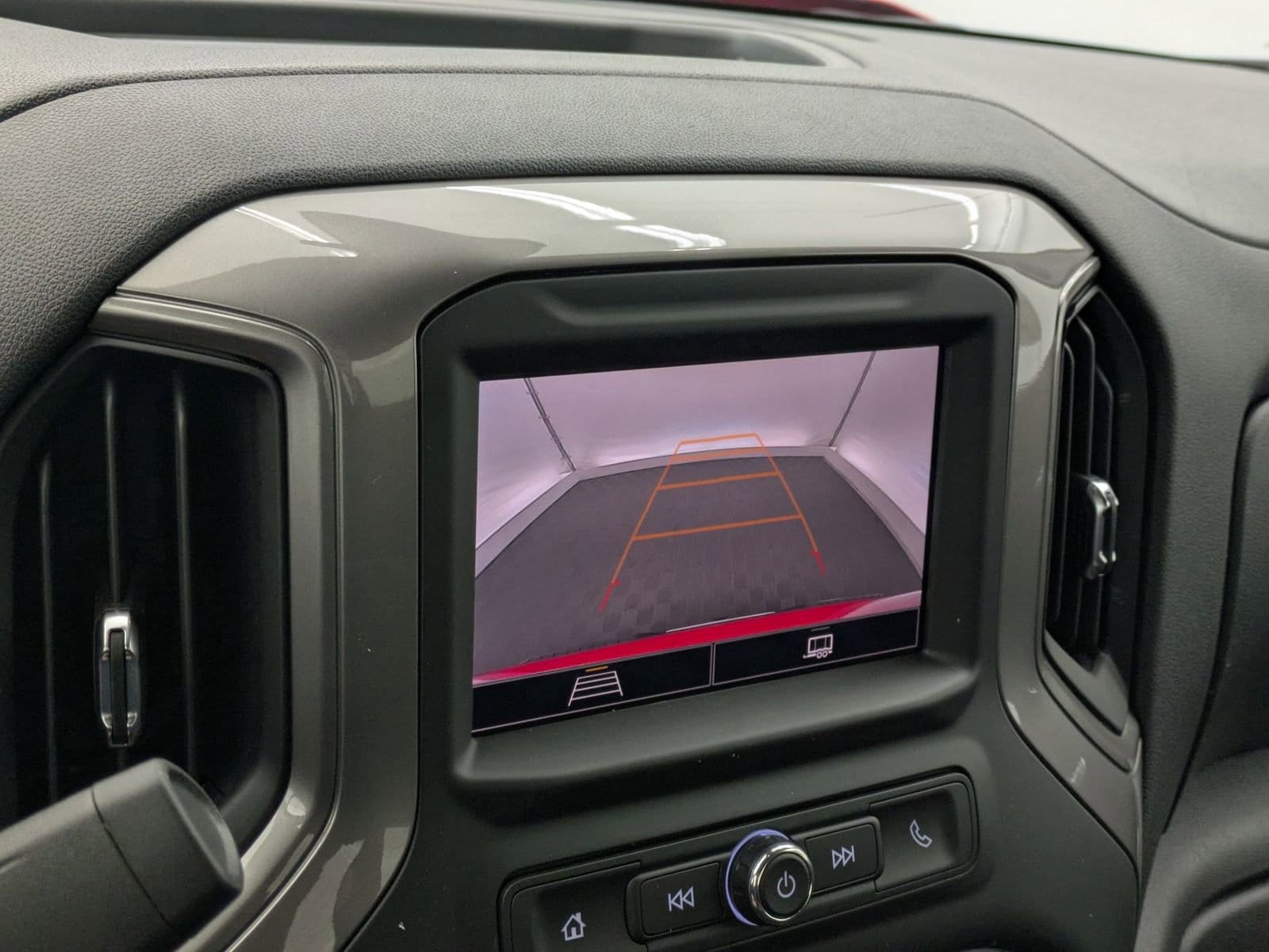 Thumbnail: 2026 Chevrolet Silverado 1500 - 24