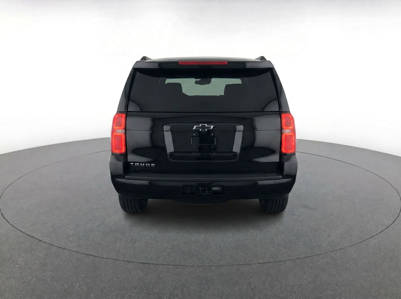 Thumbnail: 2018 Chevrolet Tahoe - 5