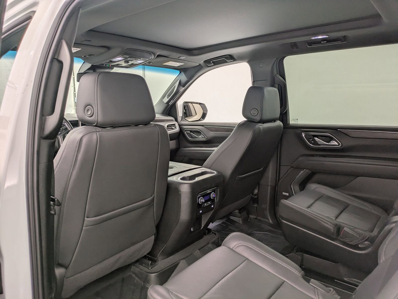 Thumbnail: 2024 Chevrolet Suburban - 16