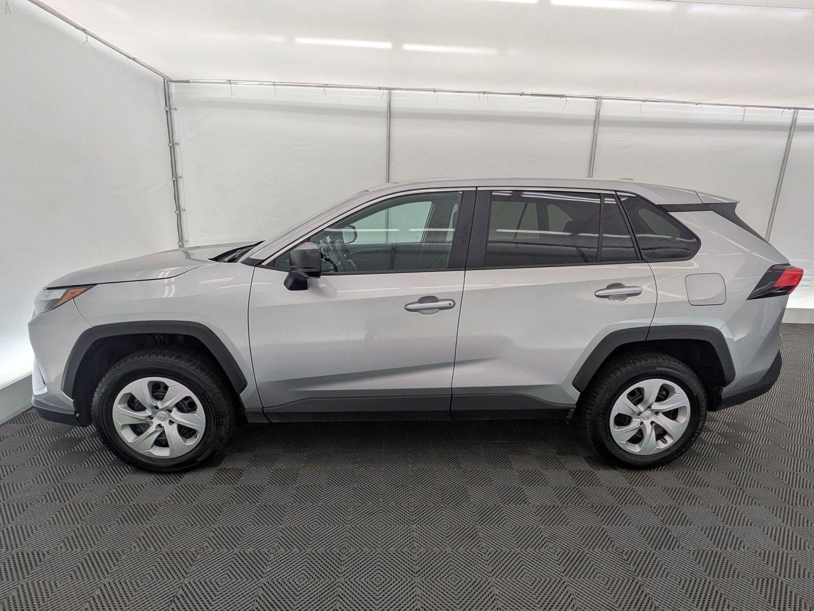 Thumbnail: 2024 Toyota RAV4 - 2