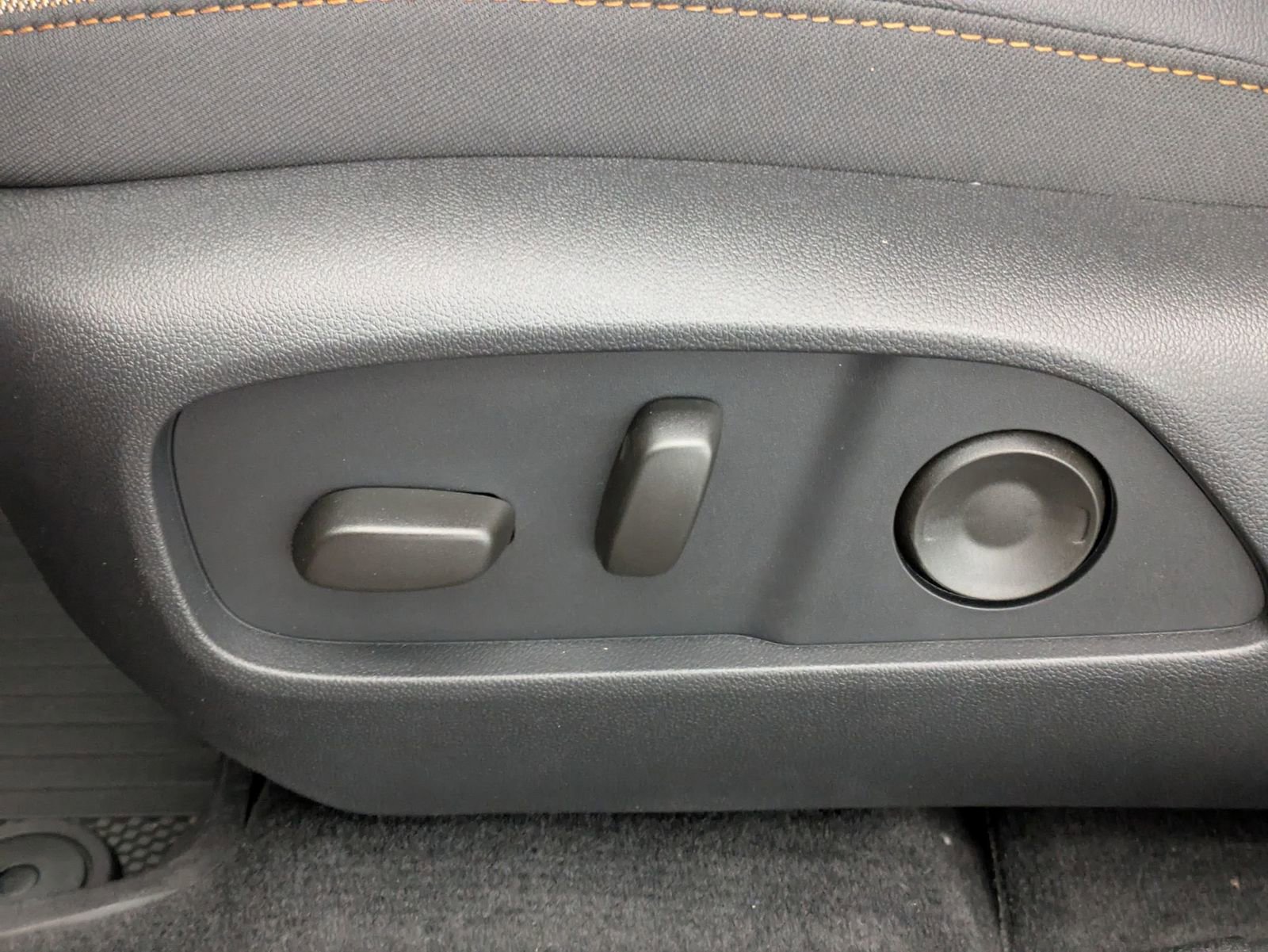 Thumbnail: 2026 Chevrolet Equinox - 18