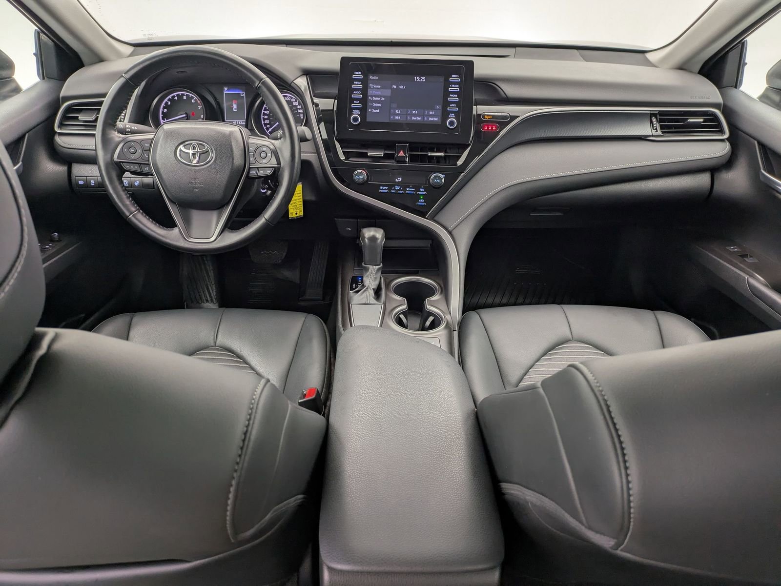 Thumbnail: 2024 Toyota Camry - 15