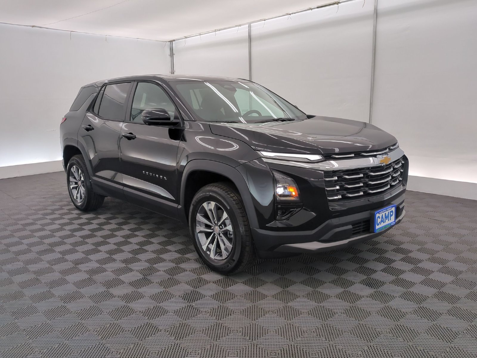 2027 Chevrolet Equinox LT - Photo 8