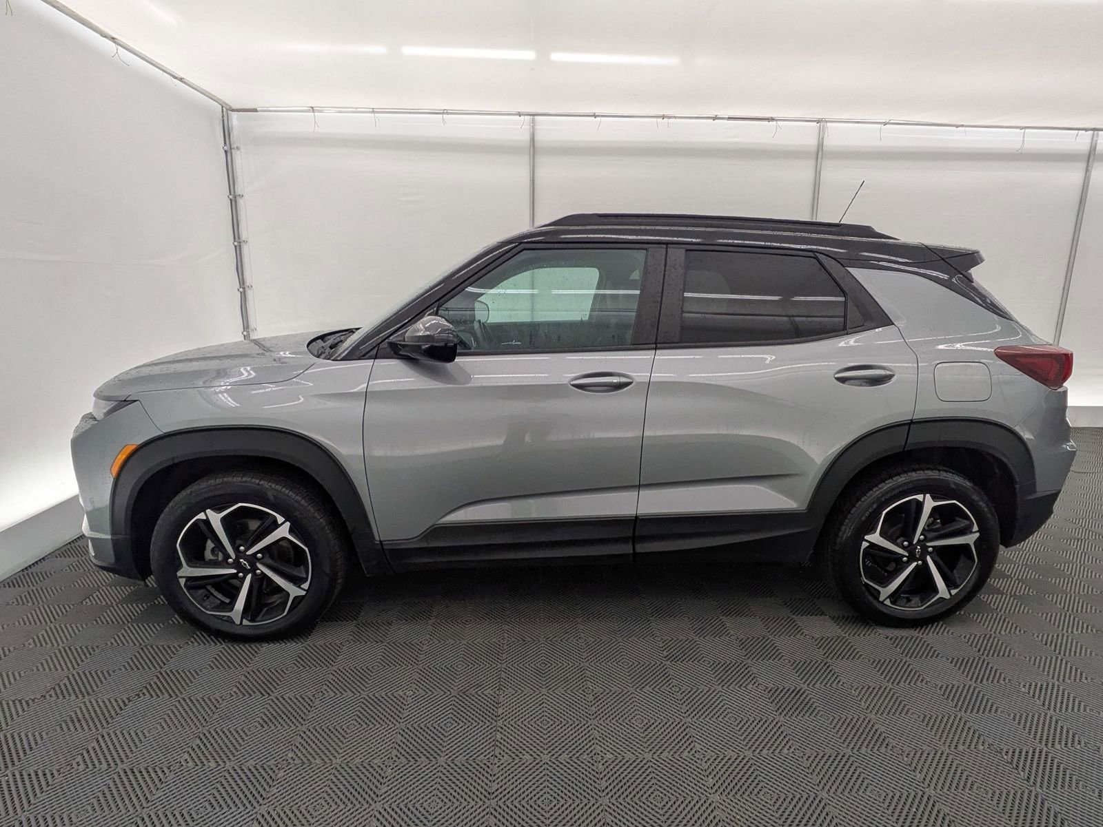 Thumbnail: 2023 Chevrolet TrailBlazer - 2