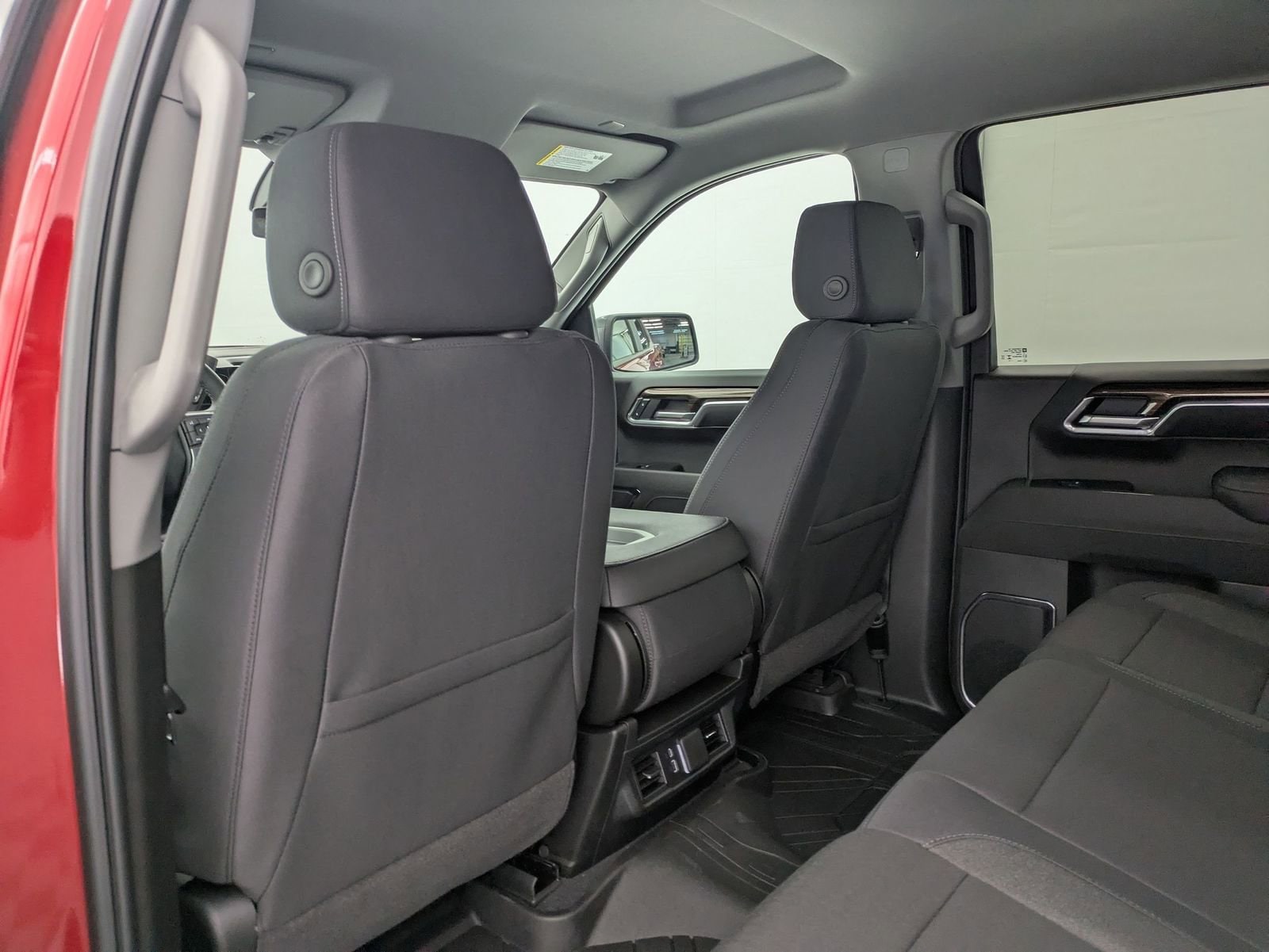 Thumbnail: 2026 Chevrolet Silverado 1500 - 21