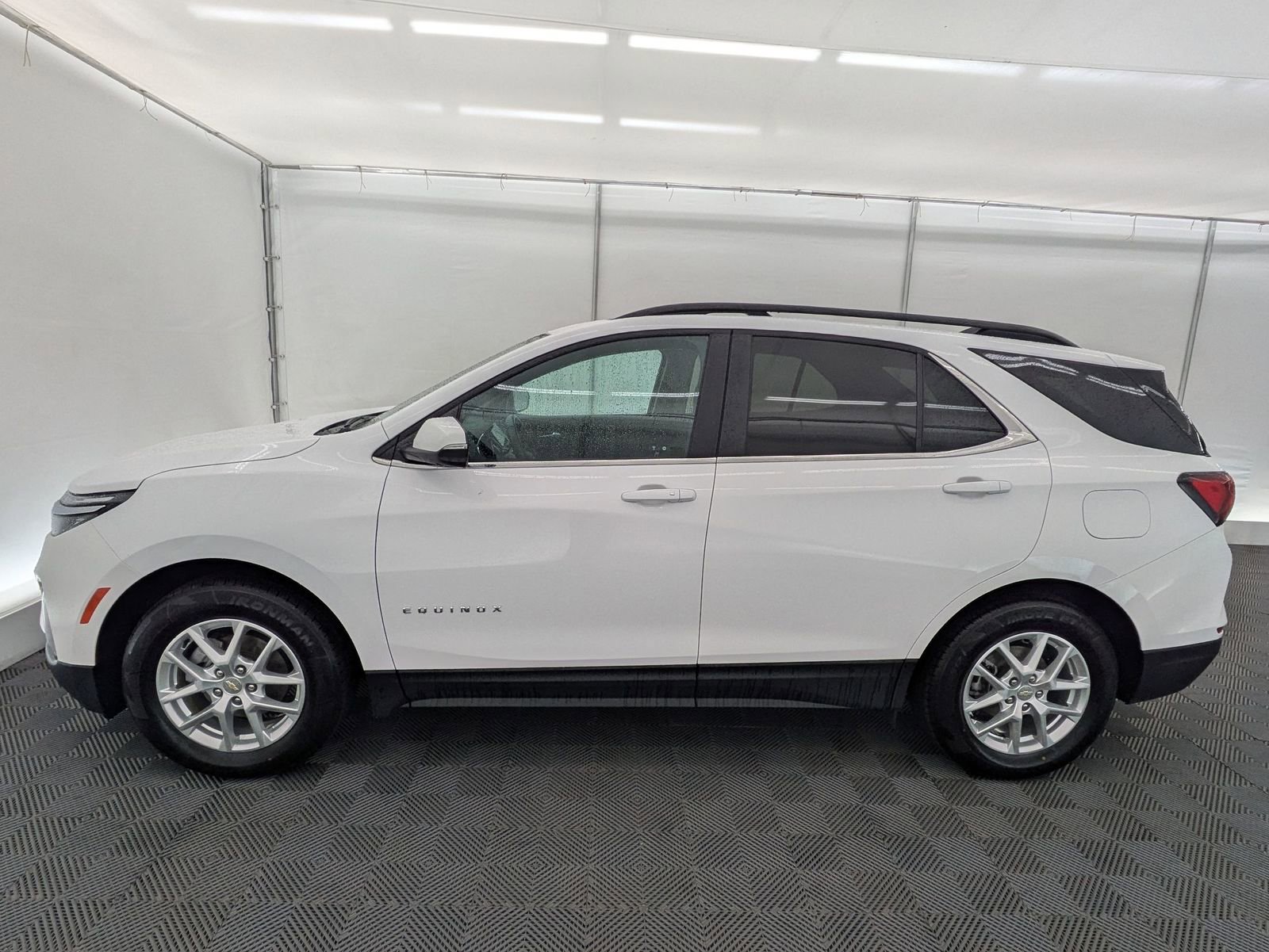 Thumbnail: 2024 Chevrolet Equinox - 3