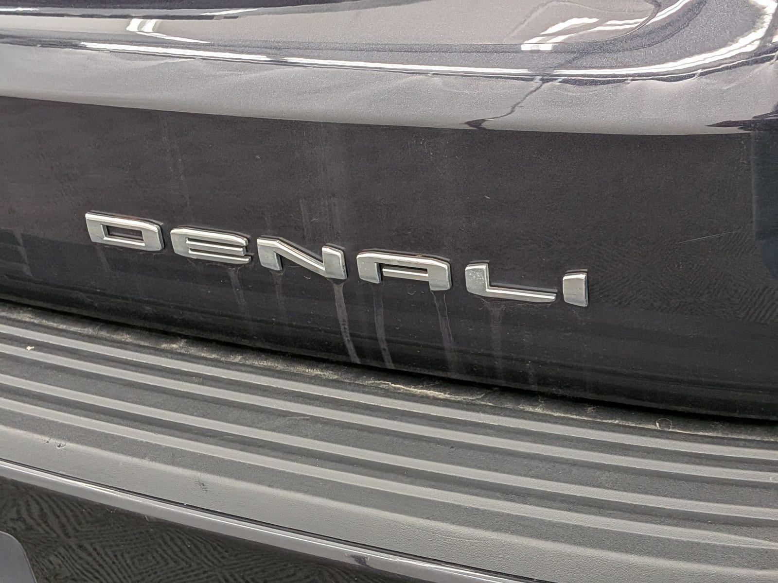 Thumbnail: 2024 GMC Yukon XL - 12