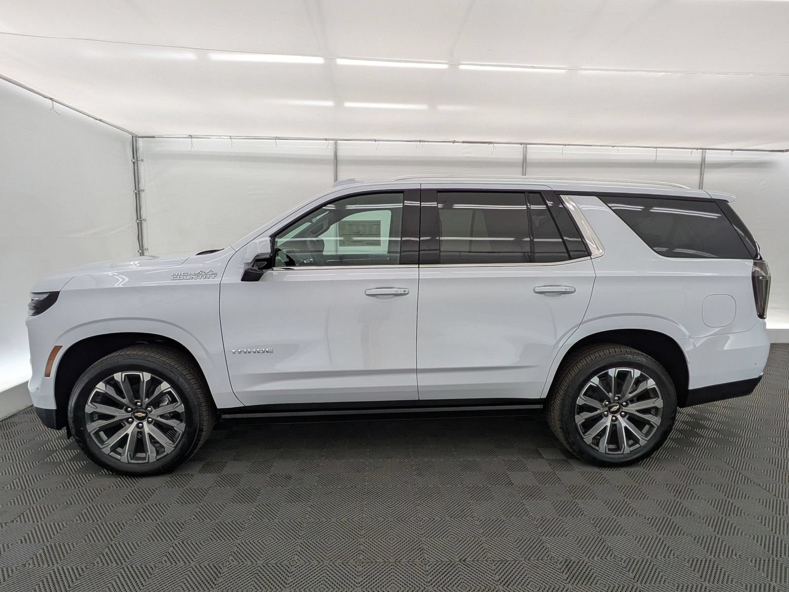 Thumbnail: 2026 Chevrolet Tahoe - 3