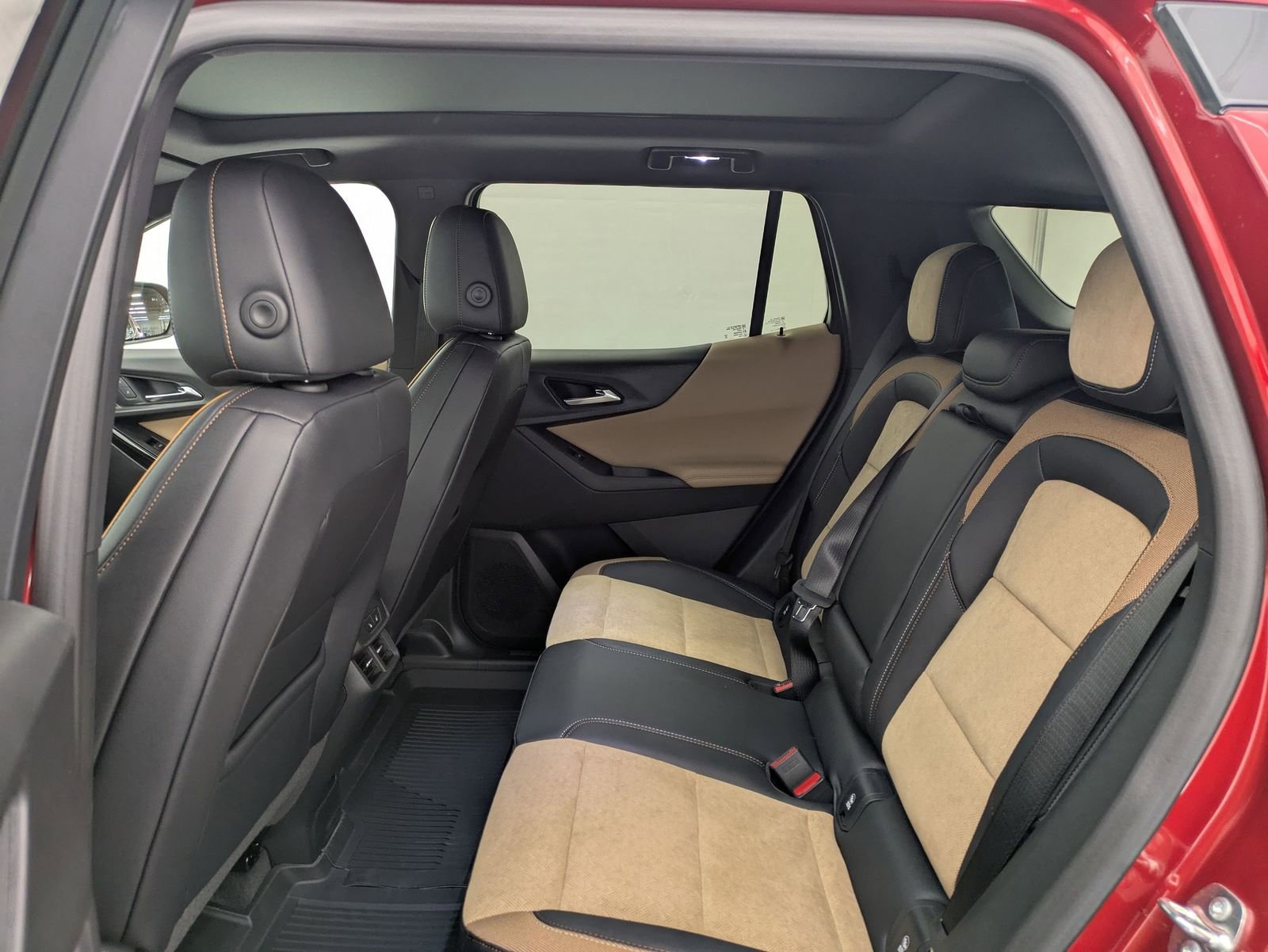 Thumbnail: 2026 Chevrolet Equinox - 21