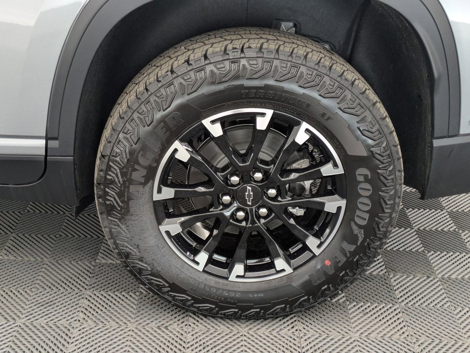 Thumbnail: 2026 Chevrolet Traverse - 14