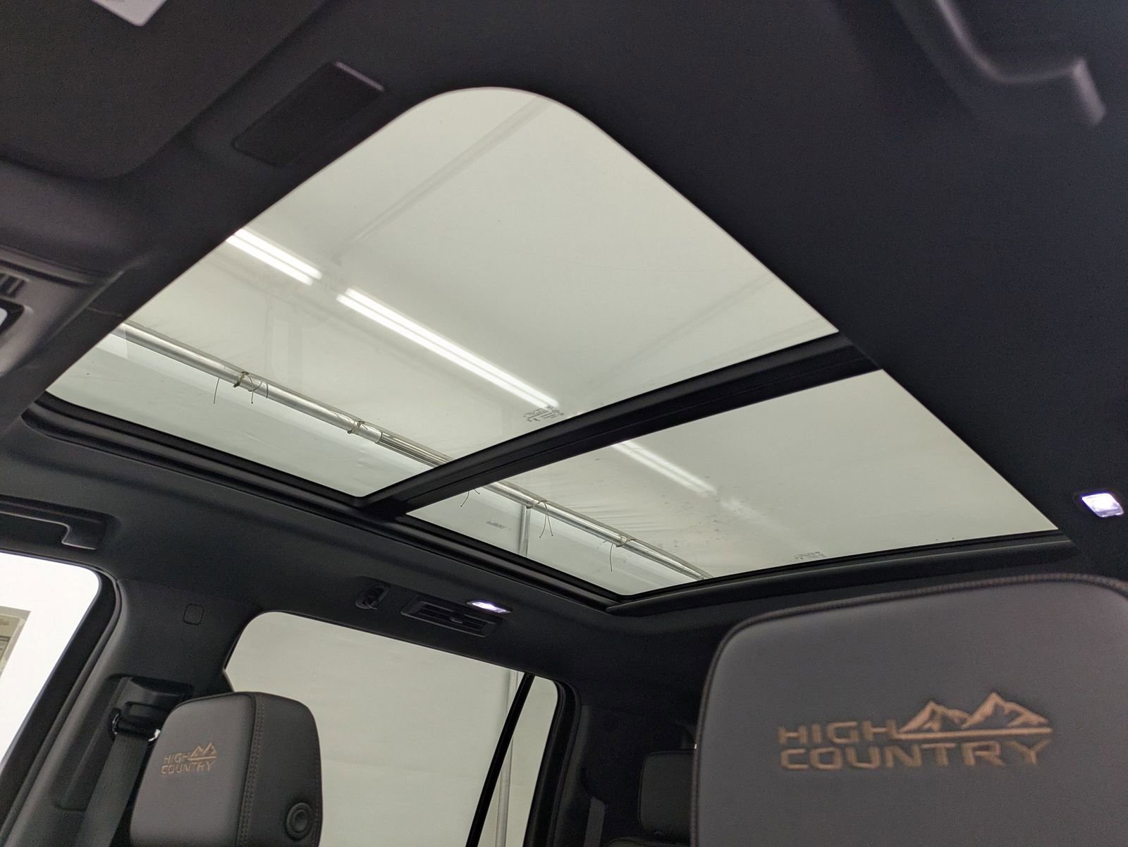 Thumbnail: 2026 Chevrolet Suburban - 20