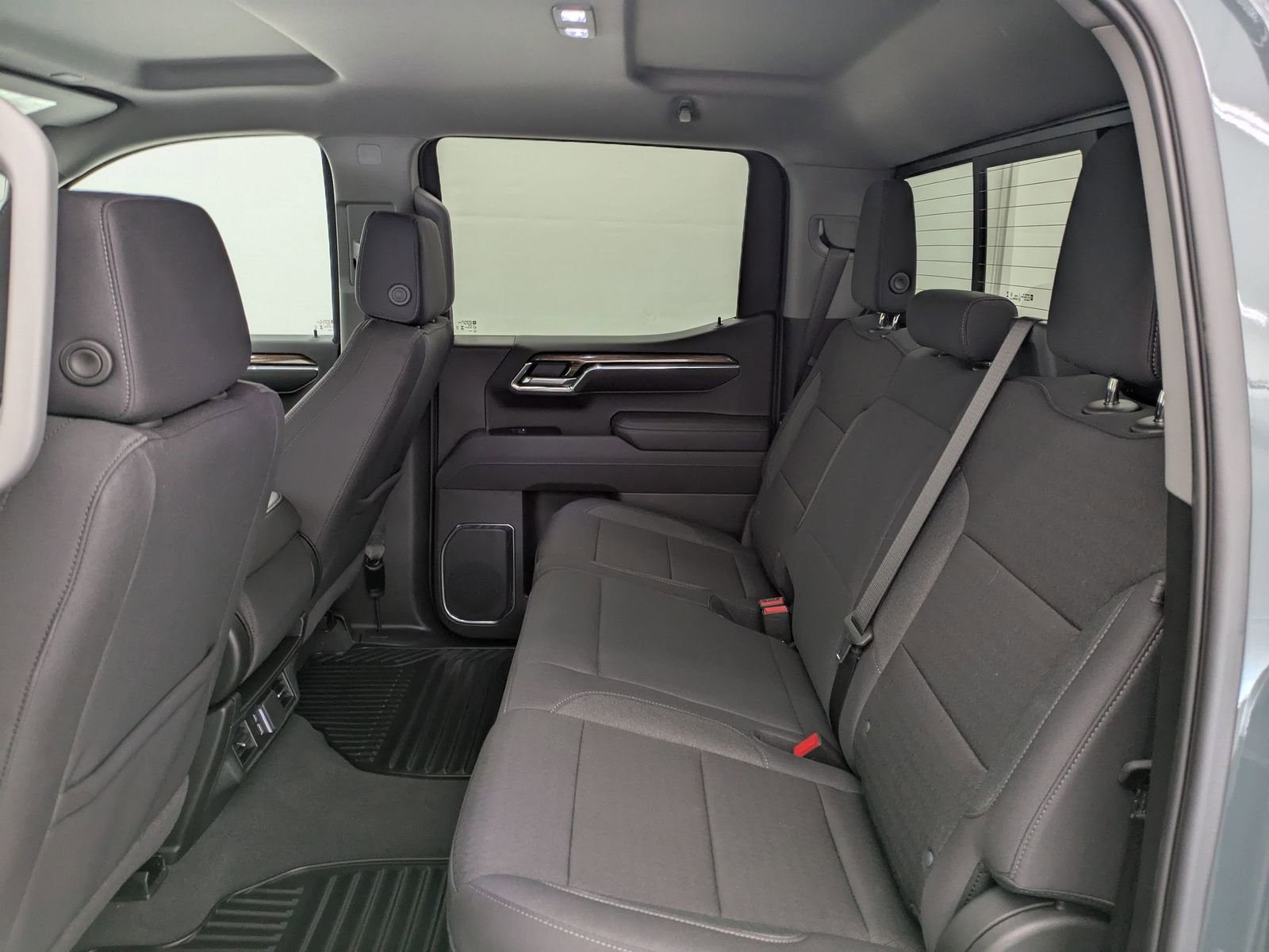 Thumbnail: 2025 Chevrolet Silverado 1500 - 22