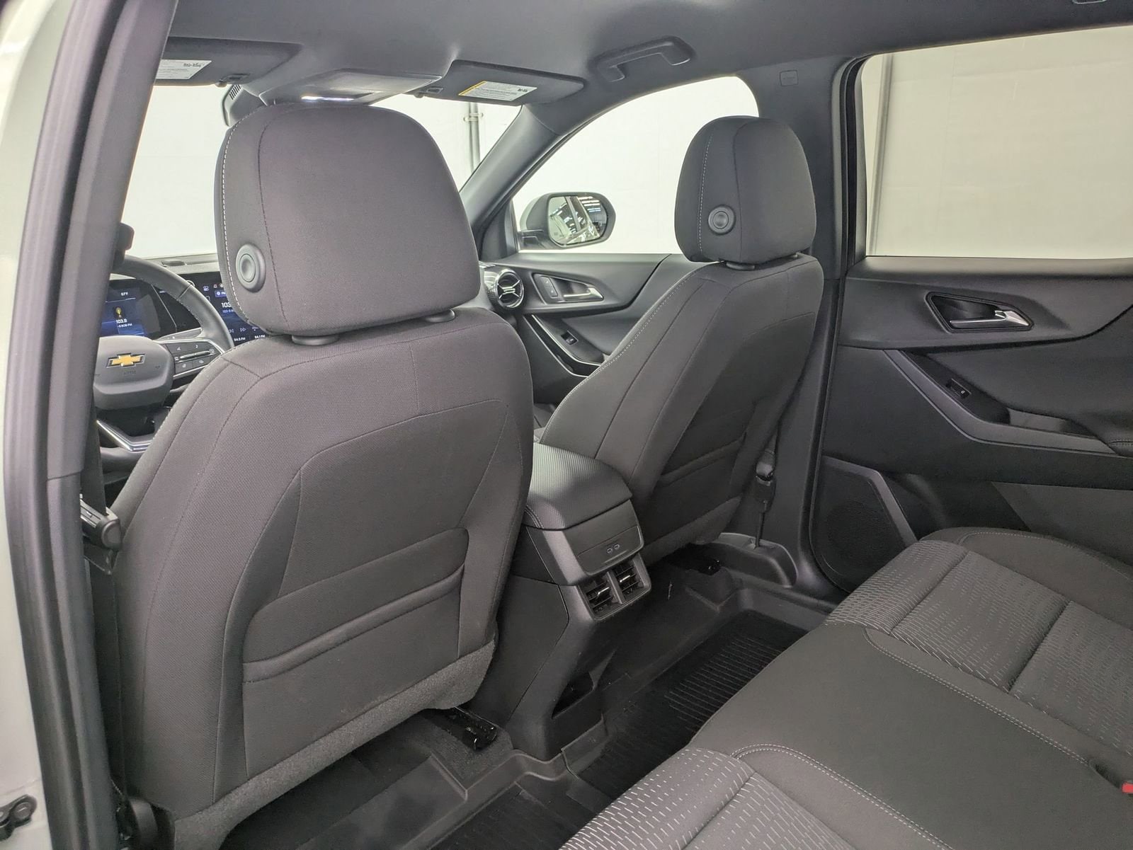 Thumbnail: 2026 Chevrolet Equinox - 18
