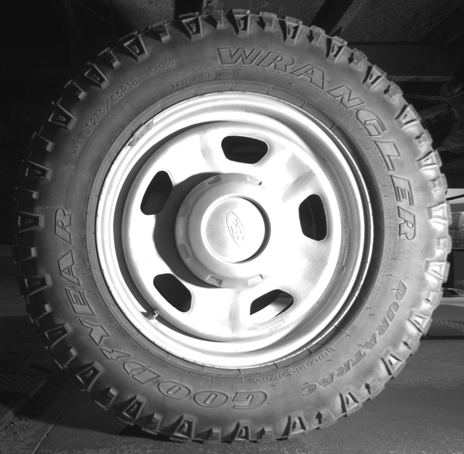 Thumbnail: 2016 Ford Econoline - 6